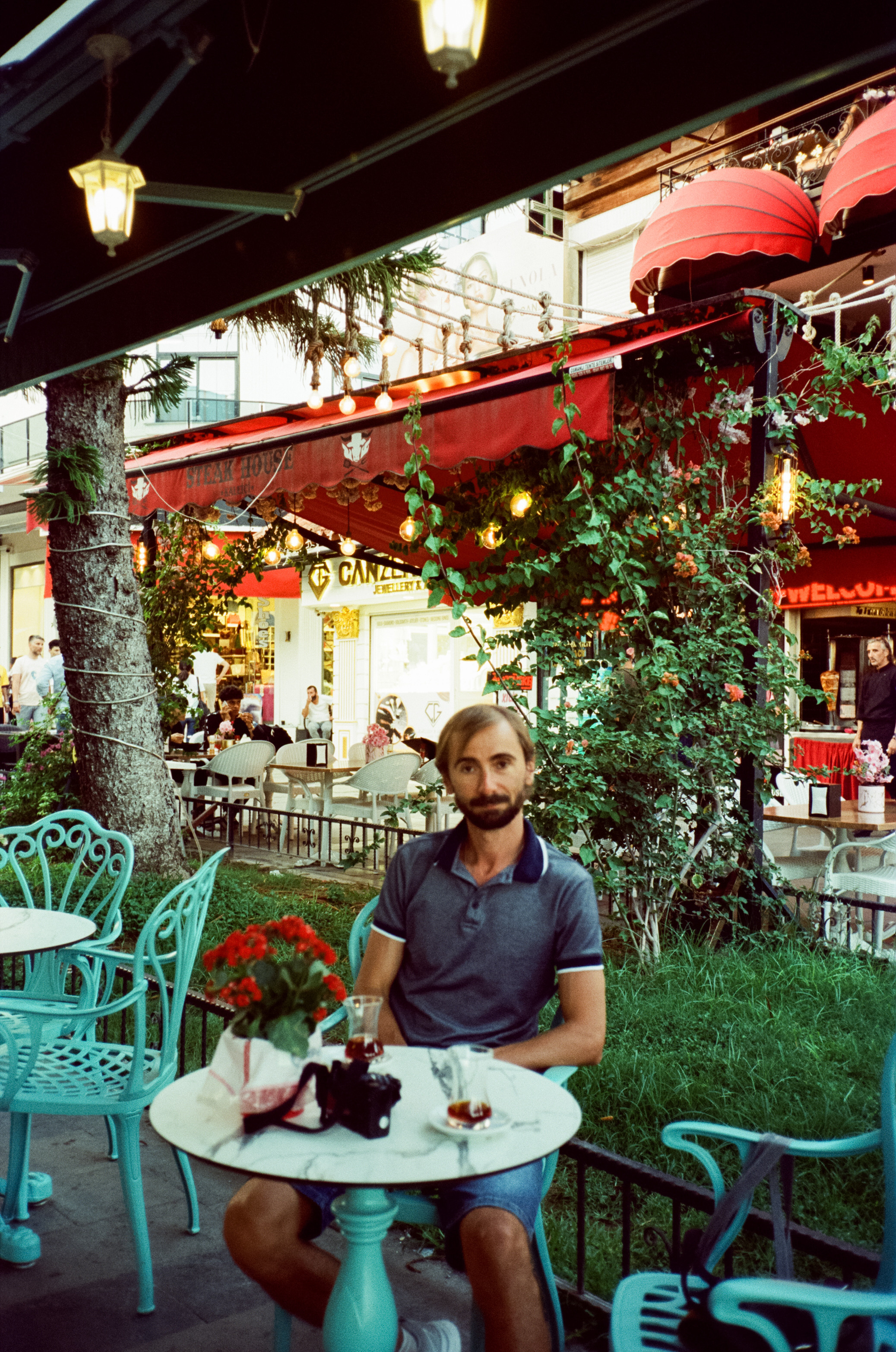 Улочки старого города, котики и кафе GeLatte. Фотограф-документалист Мария Осокина