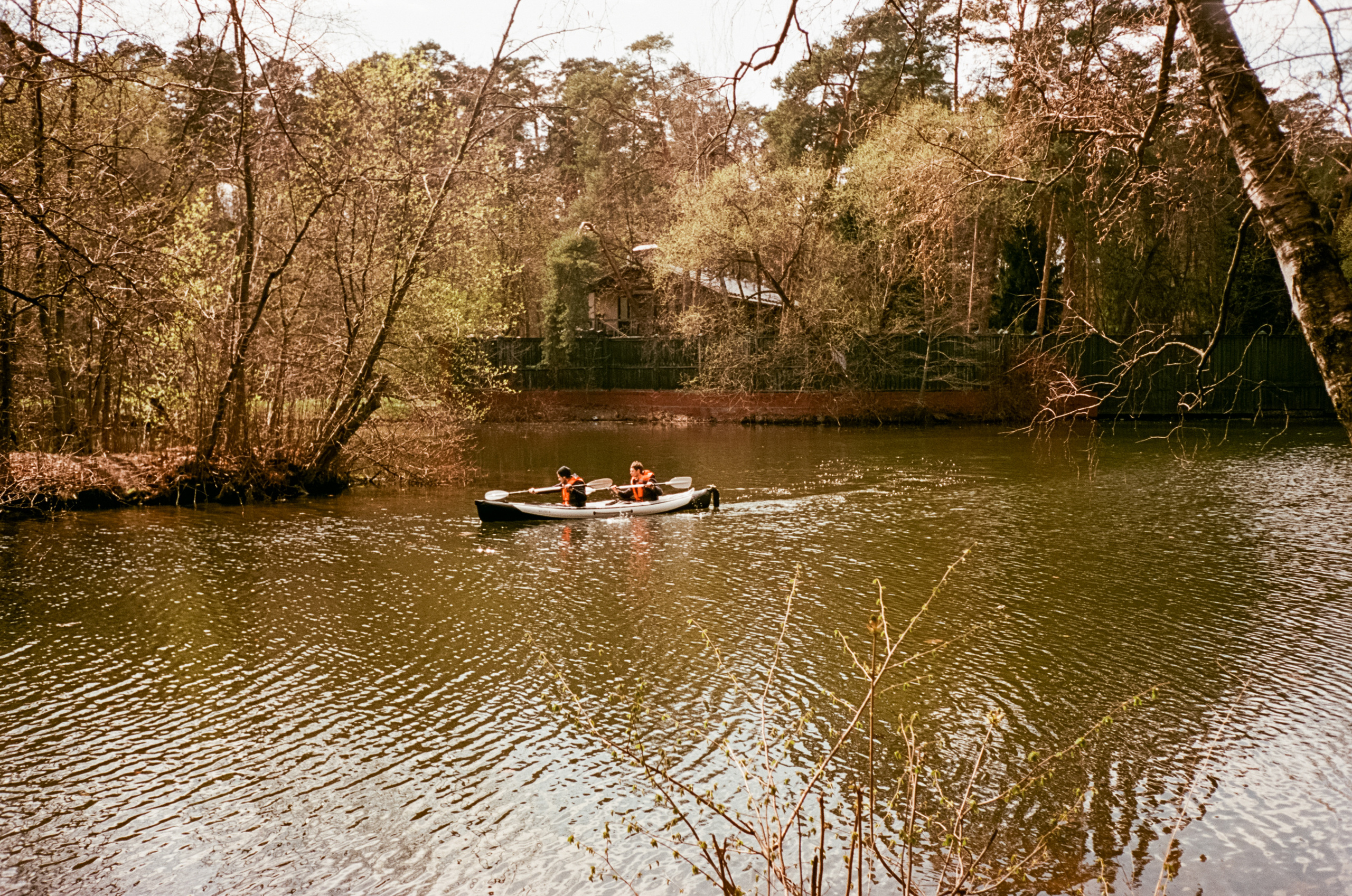 Серебряный Бор. Май. Сепия. Фотограф-документалист Мария Осокина
