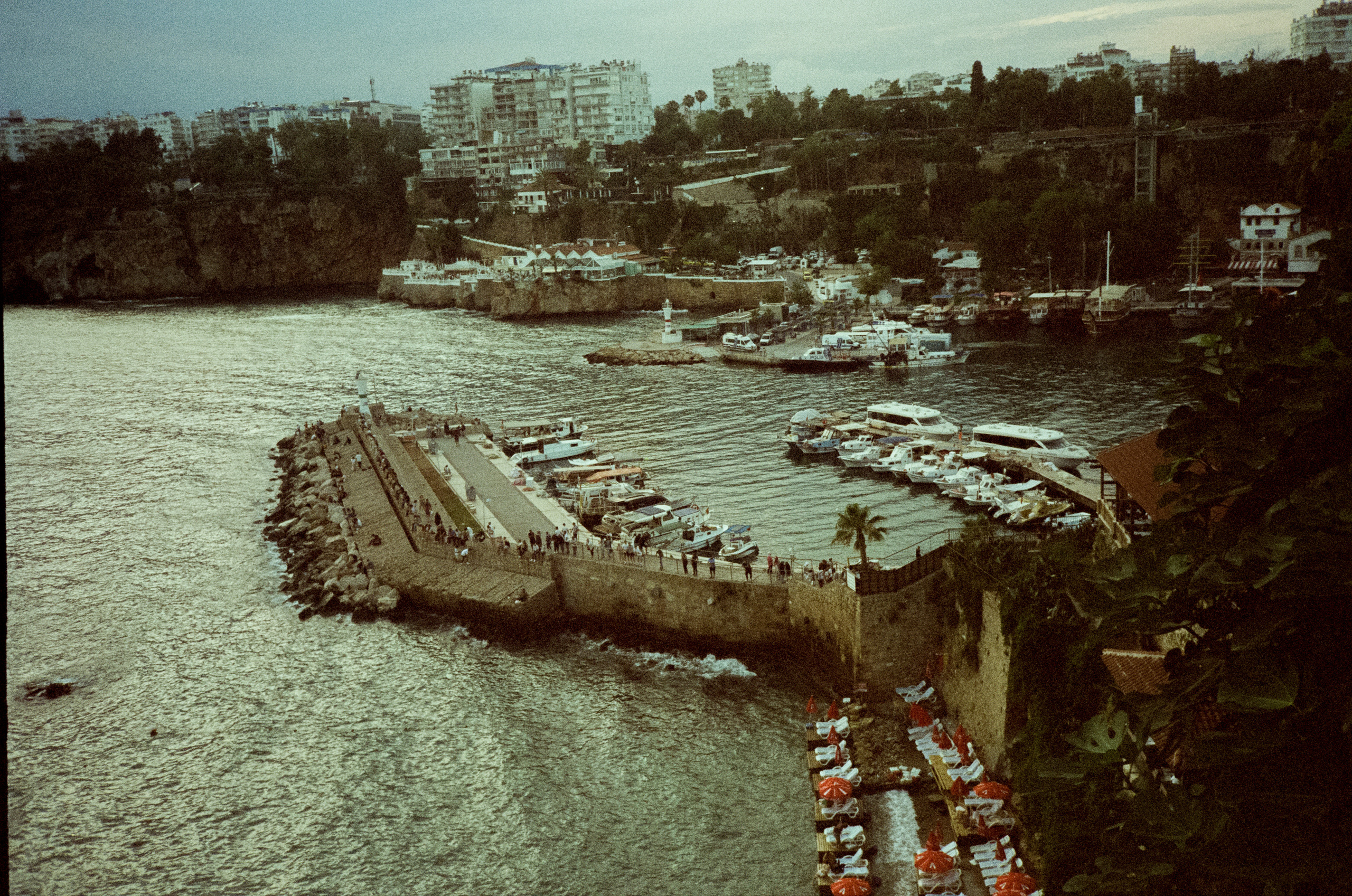 Смотровая площадка, Route Burger House кафе и порт Калеичи. Фотограф-документалист Мария Осокина