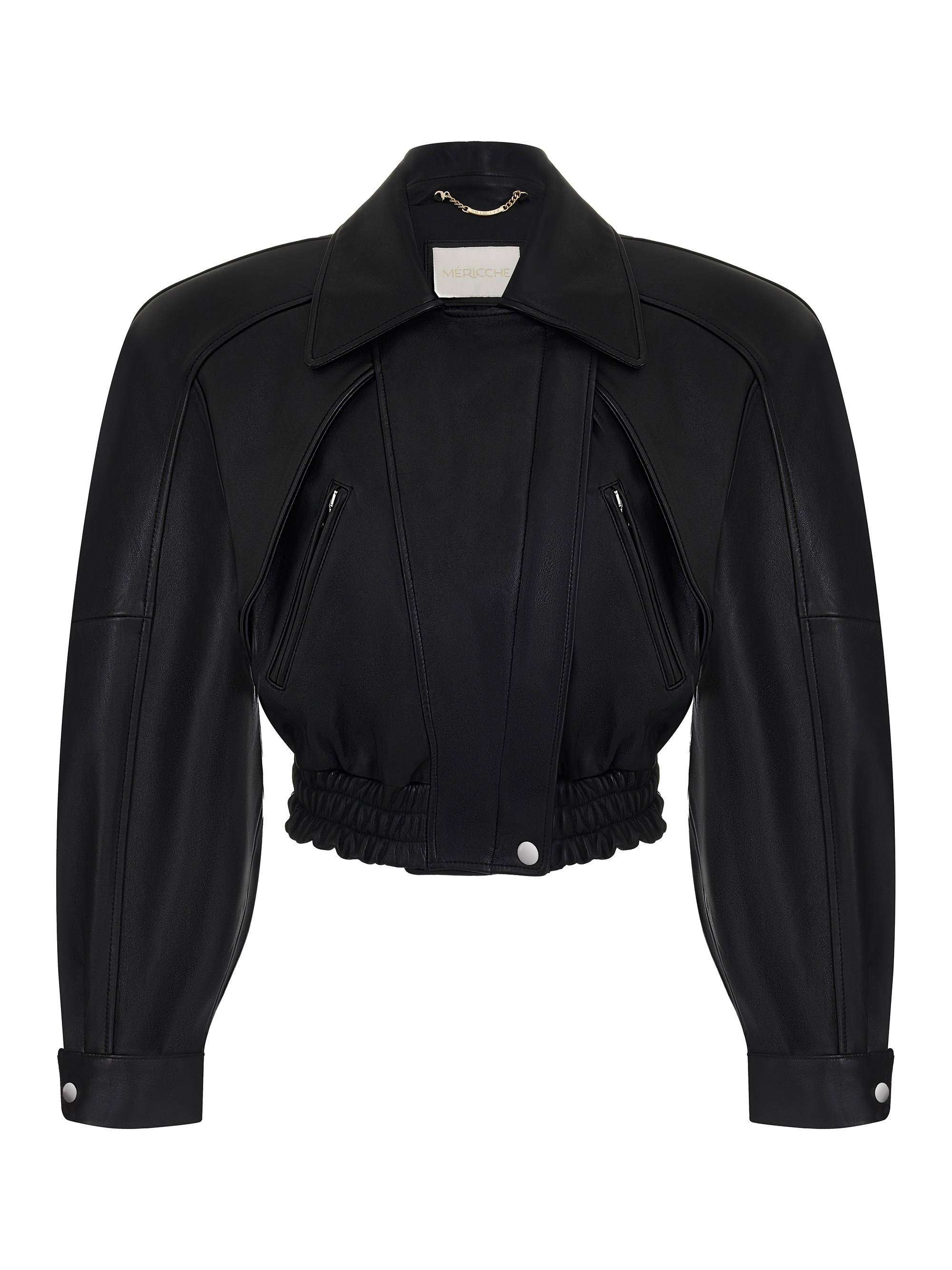 Ретушь невидимого манекена на белом фоне.