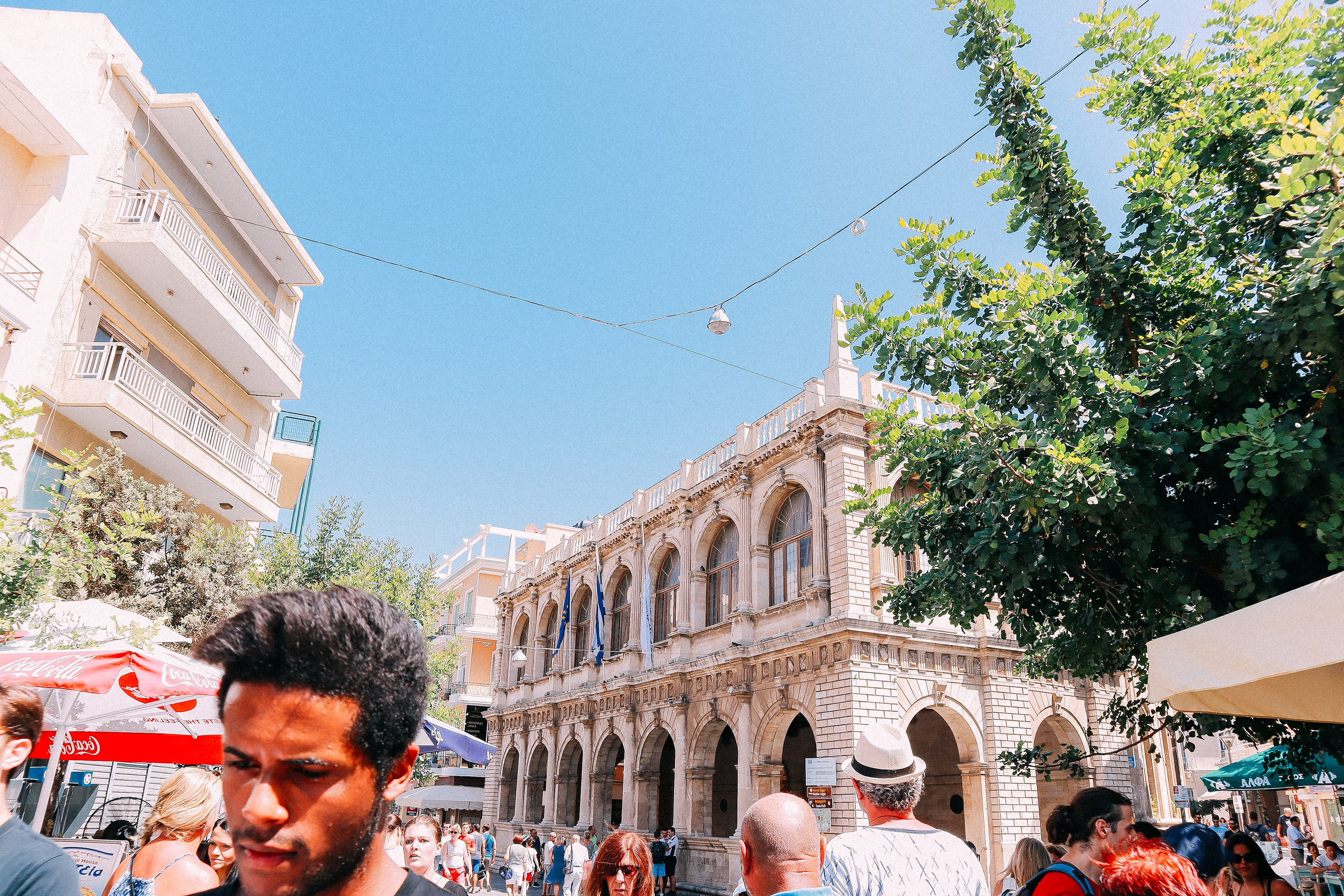 Крит. Аня Степанова