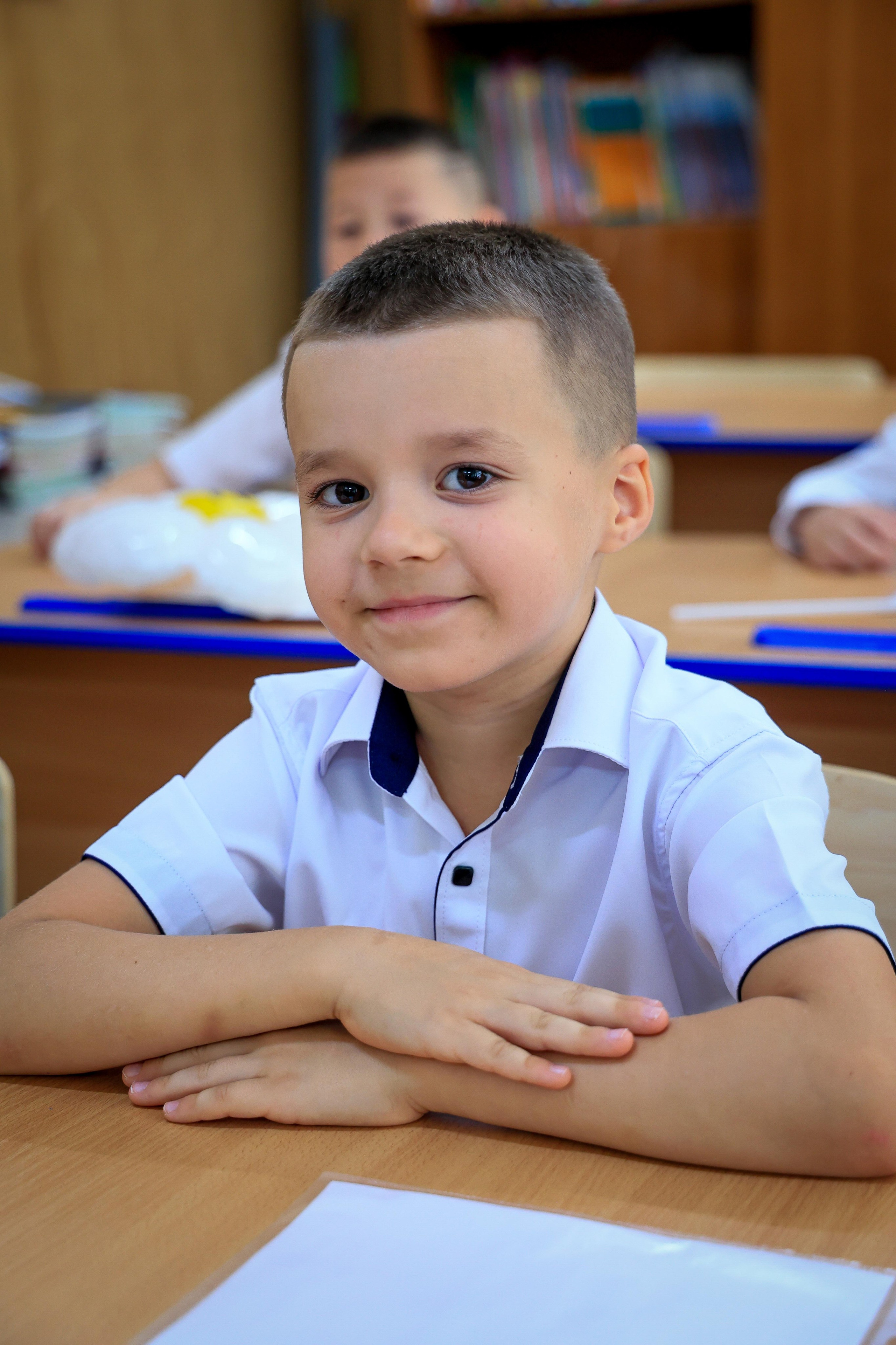 ШКОЛА 1 СЕНТЯБРЯ. Свадебный фотограф — видеограф в г. Астрахань Екатерина Юмашева