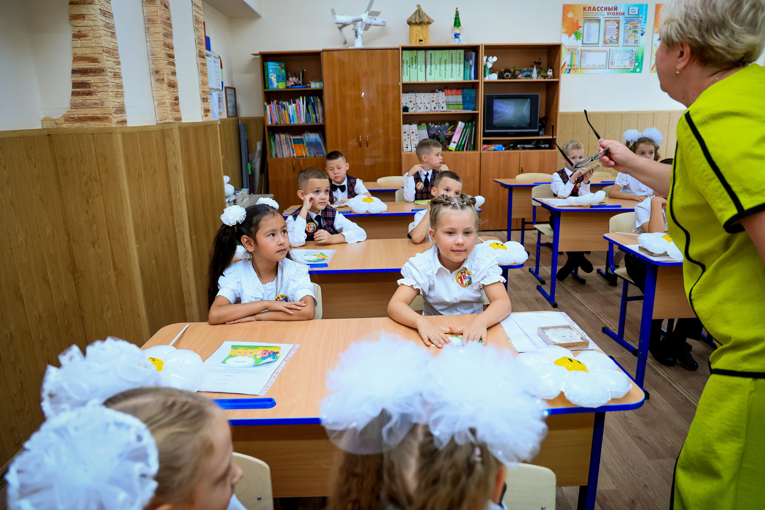ШКОЛА 1 СЕНТЯБРЯ. Свадебный фотограф — видеограф в г. Астрахань Екатерина Юмашева