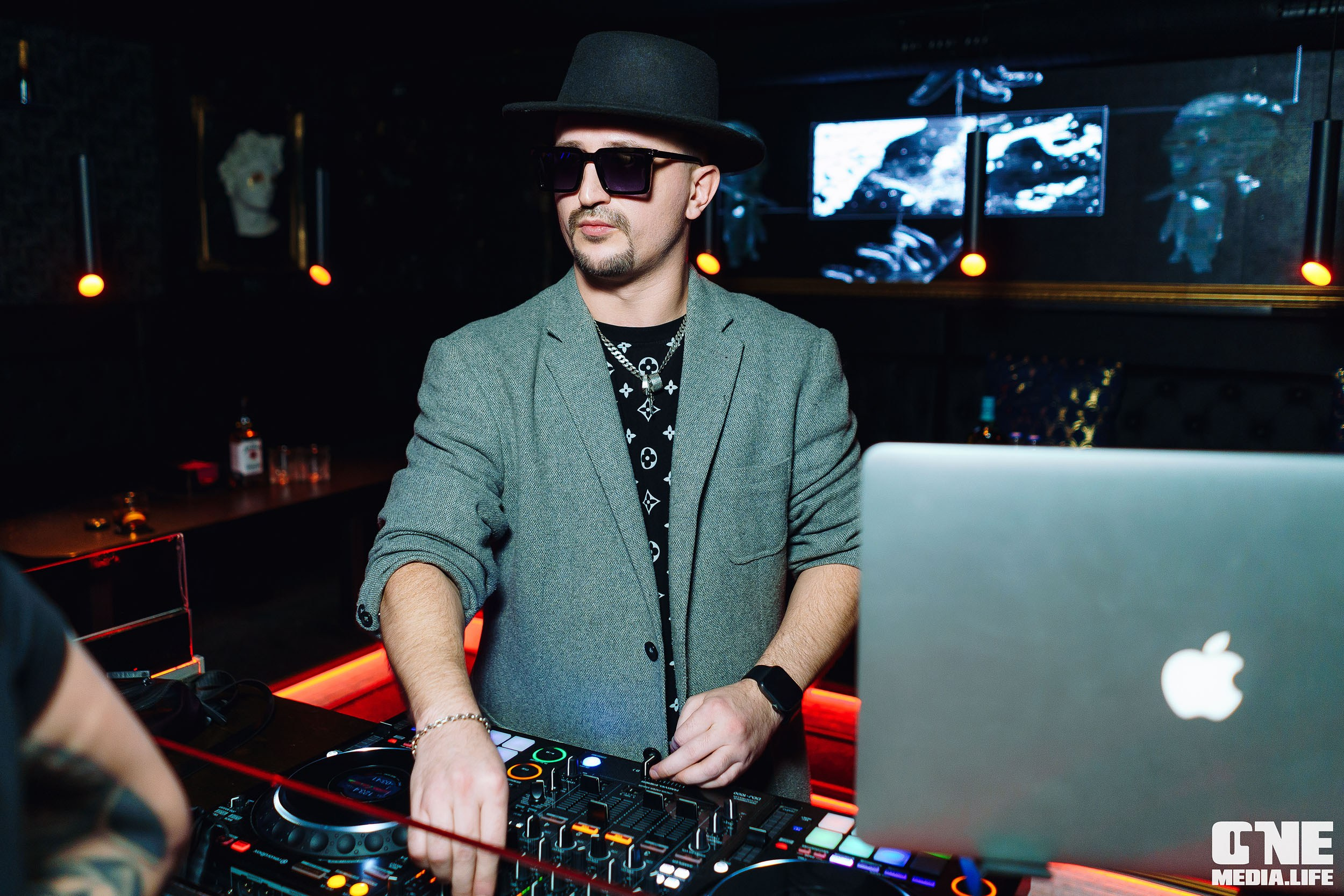 Фоторепортаж из Secret. One Media Life: фоторепортажи, фотоотчеты с мероприятий и заведений