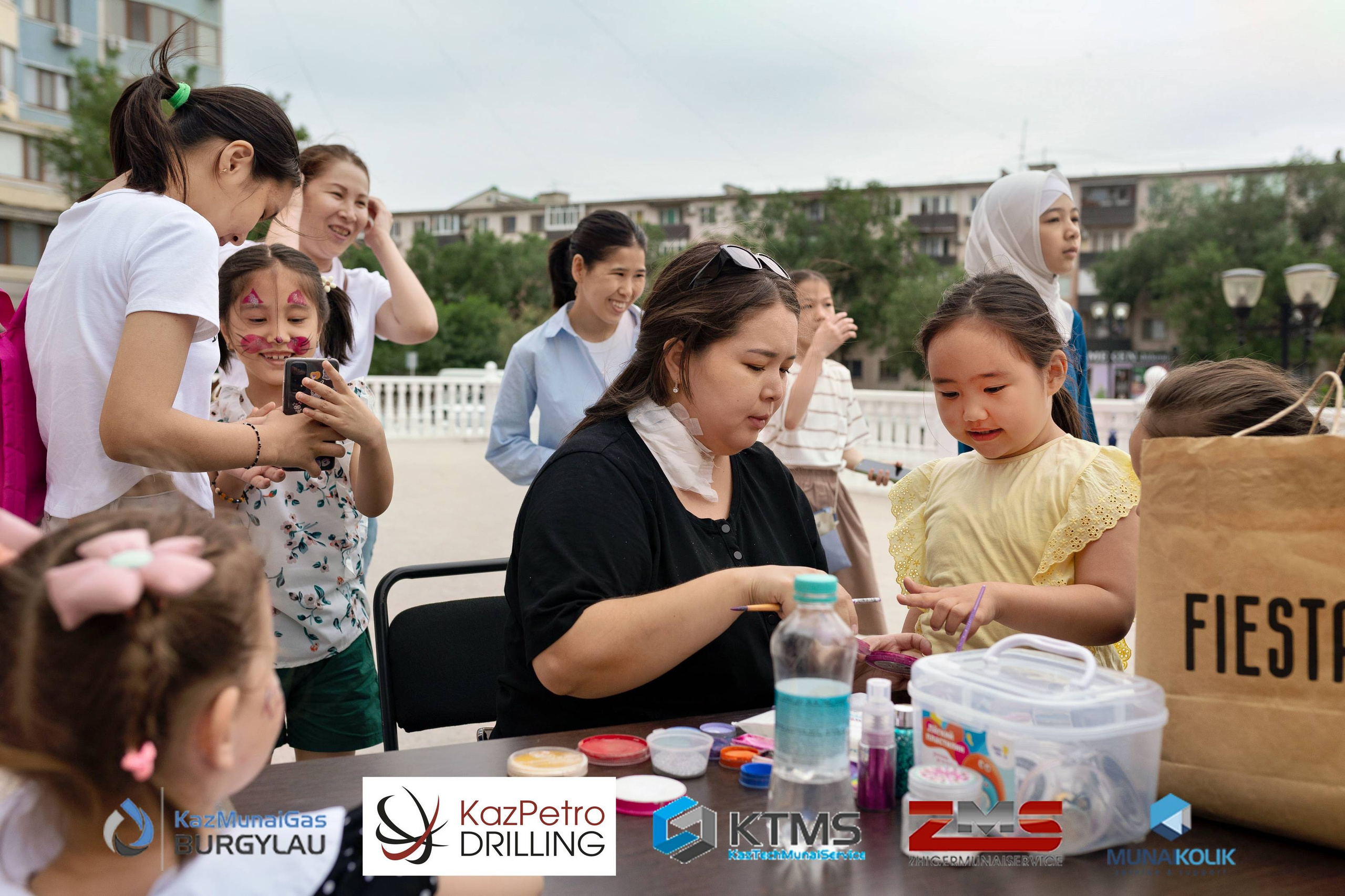 Фоторепортаж с 1 июня в Атырау (день защиты детей). Фотограф в Атырау Максим Стадниченко