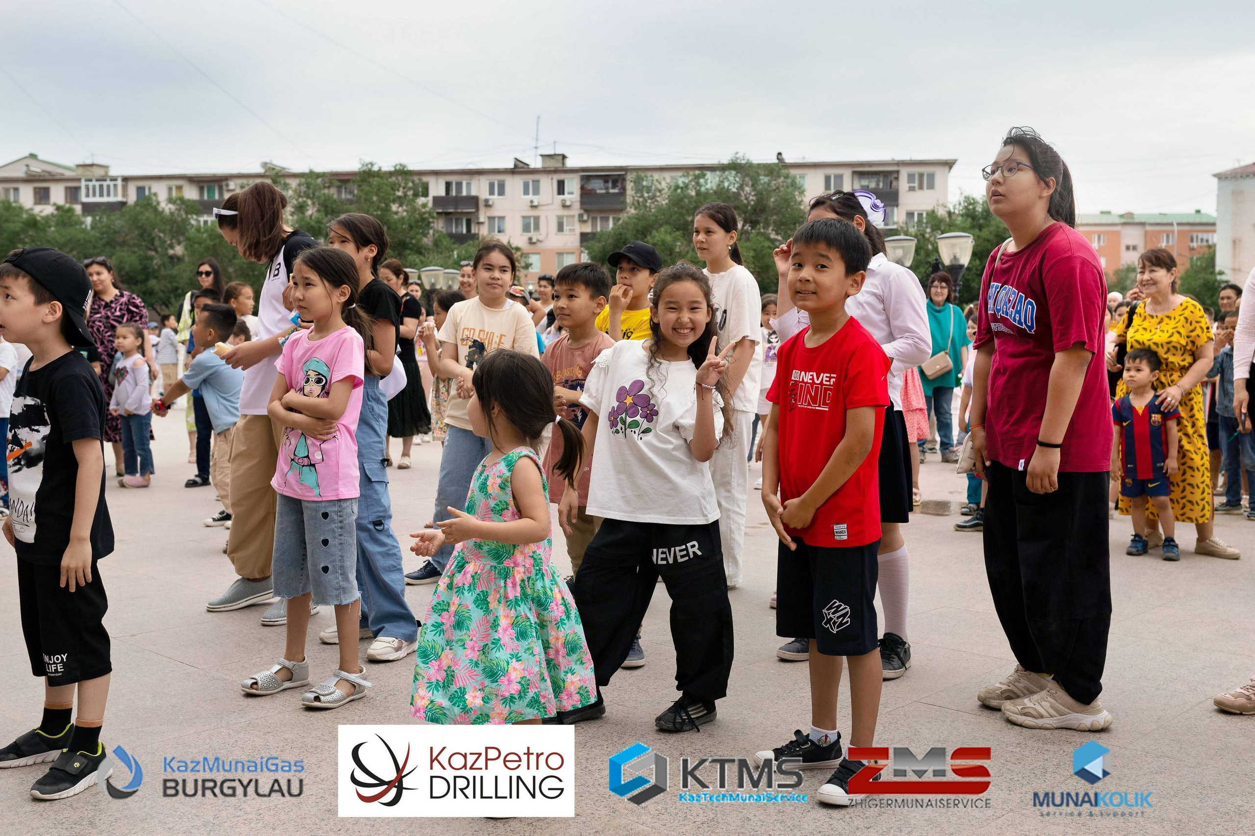 Фоторепортаж с 1 июня в Атырау (день защиты детей). Фотограф в Атырау Максим Стадниченко