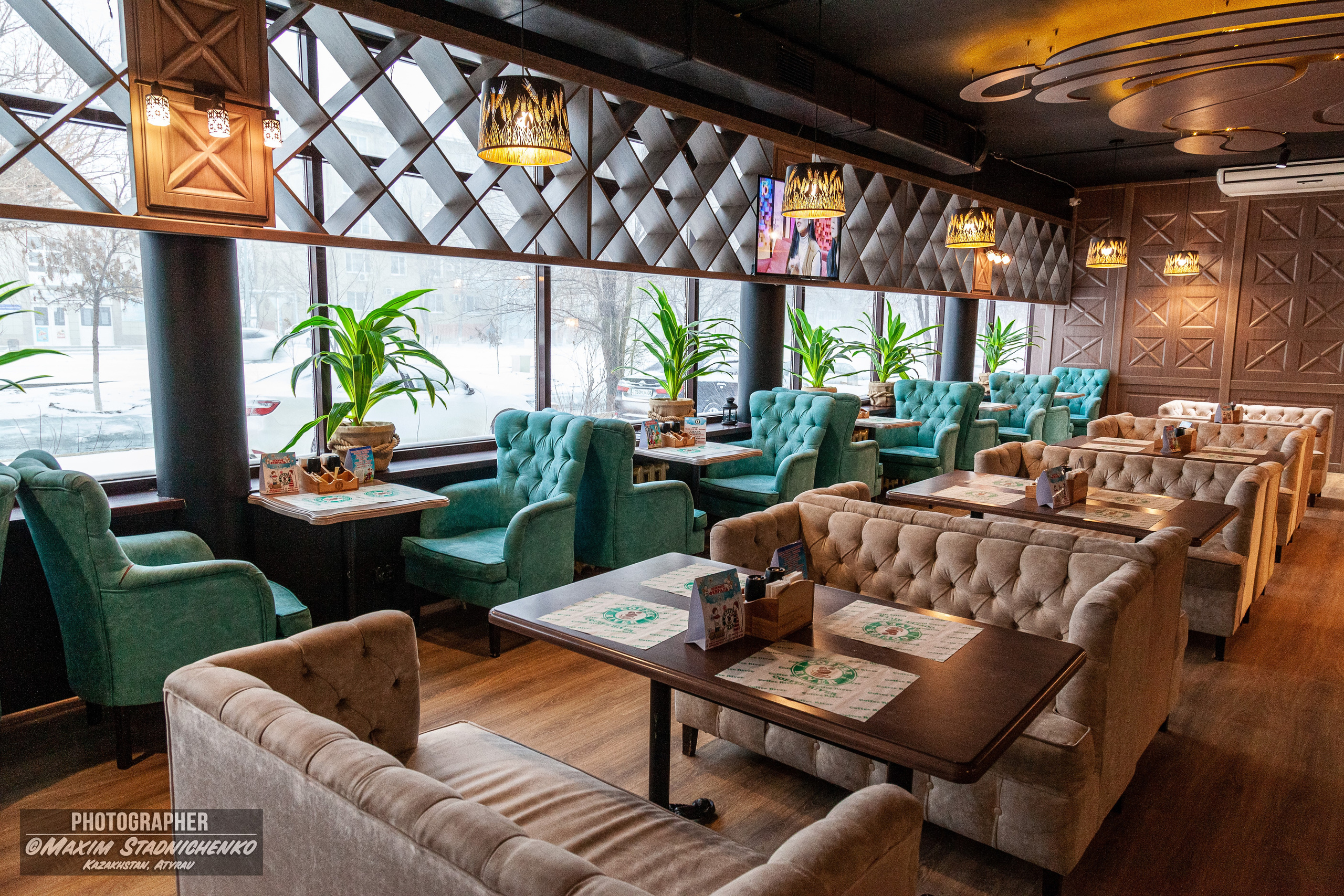 Рестораны Coffee river и Morocco (Атырау, Актау, Жанаозен). Фотограф в Атырау Максим Стадниченко