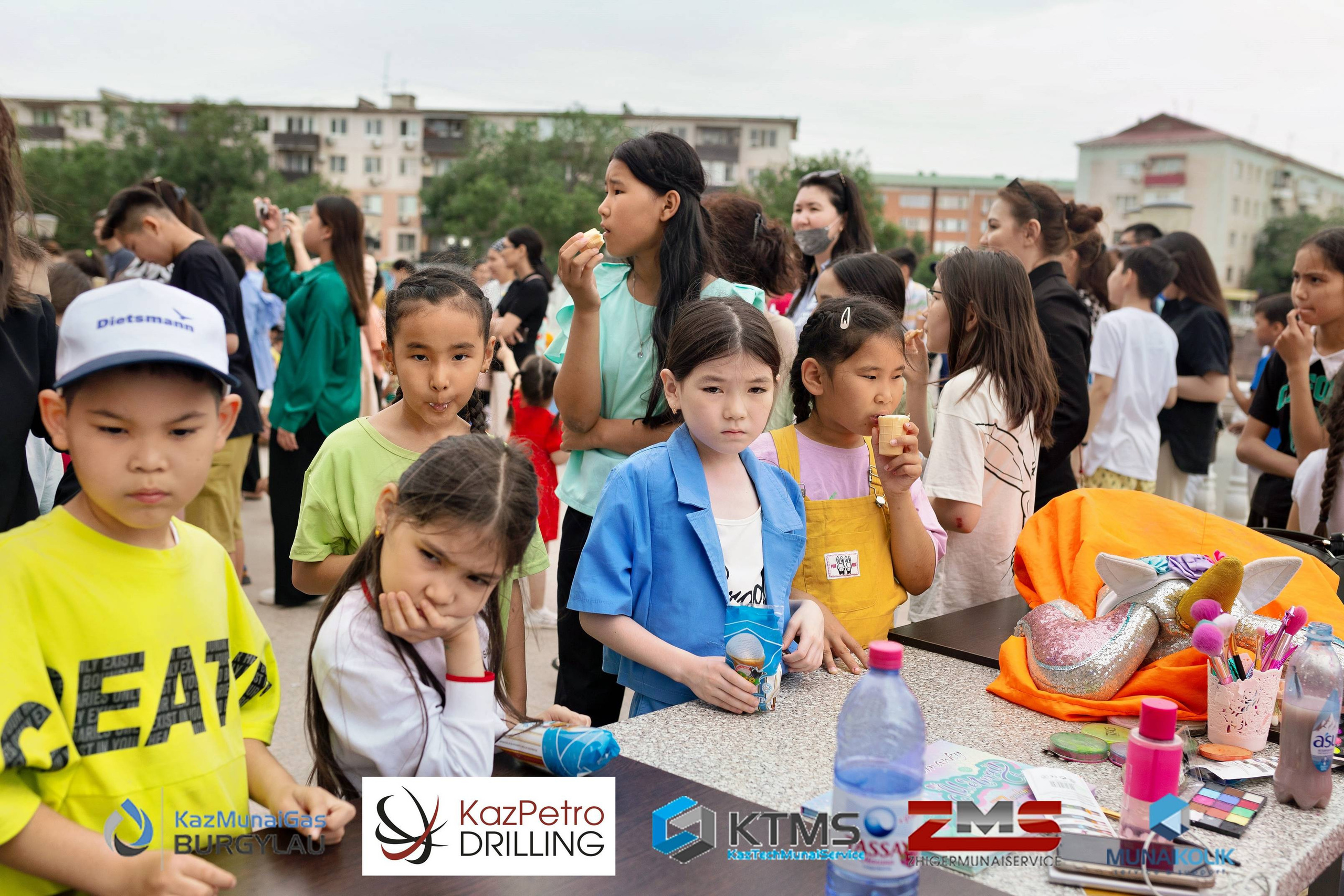Фоторепортаж с 1 июня в Атырау (день защиты детей). Фотограф в Атырау Максим Стадниченко