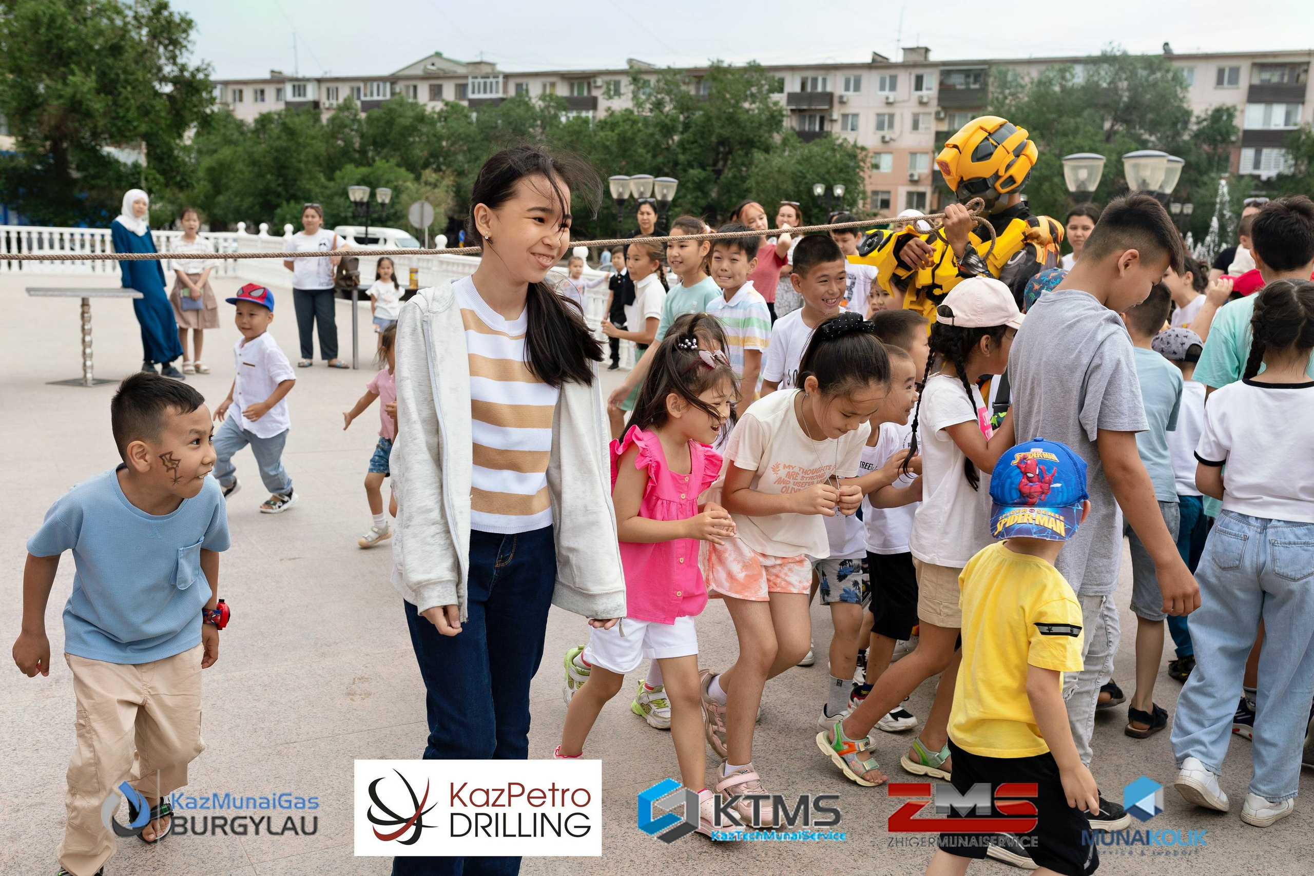 Фоторепортаж с 1 июня в Атырау (день защиты детей). Фотограф в Атырау Максим Стадниченко