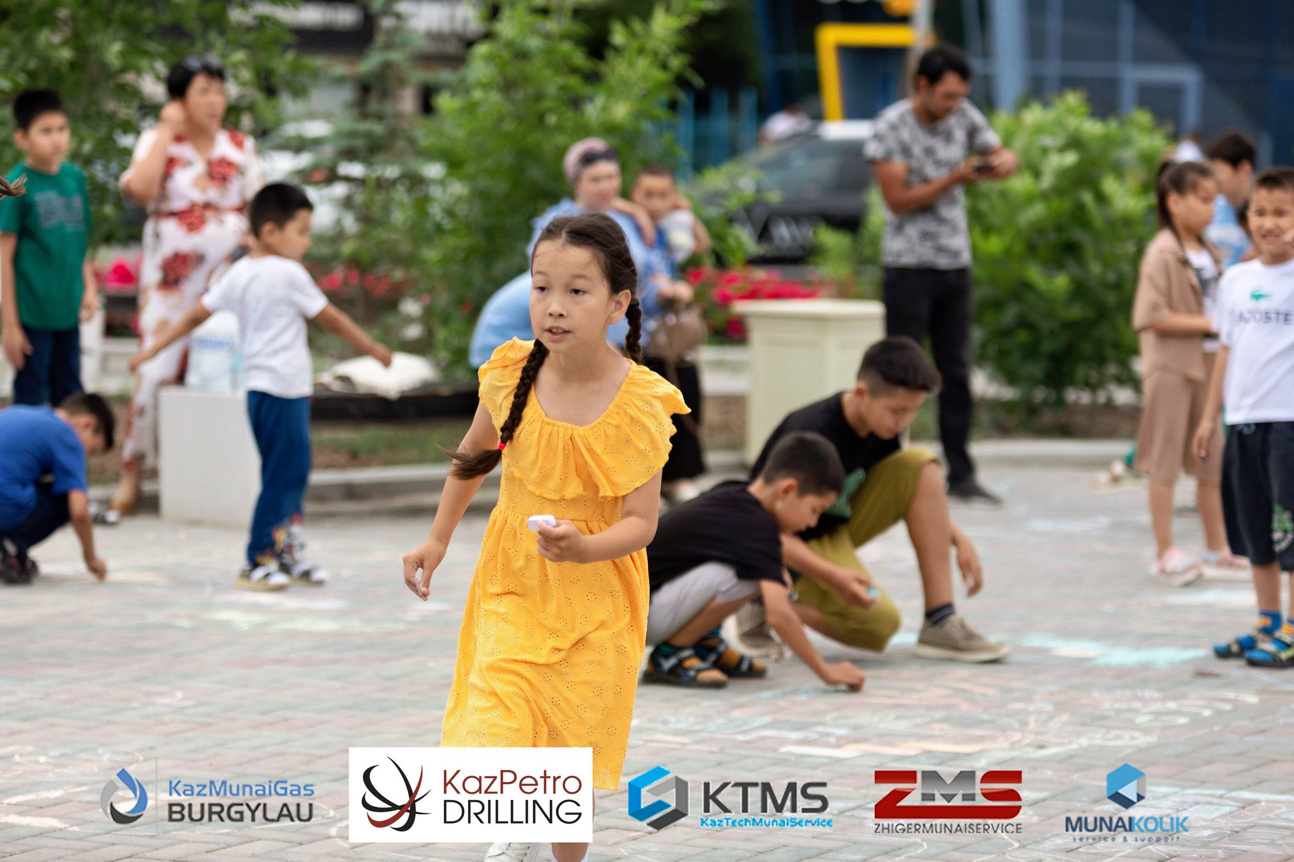 Фоторепортаж с 1 июня в Атырау (день защиты детей). Фотограф в Атырау Максим Стадниченко