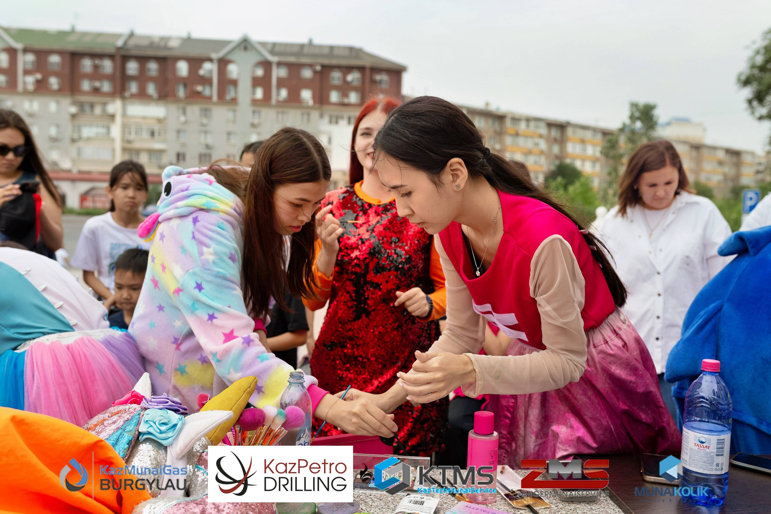 Фоторепортаж с 1 июня в Атырау (день защиты детей). Фотограф в Атырау Максим Стадниченко