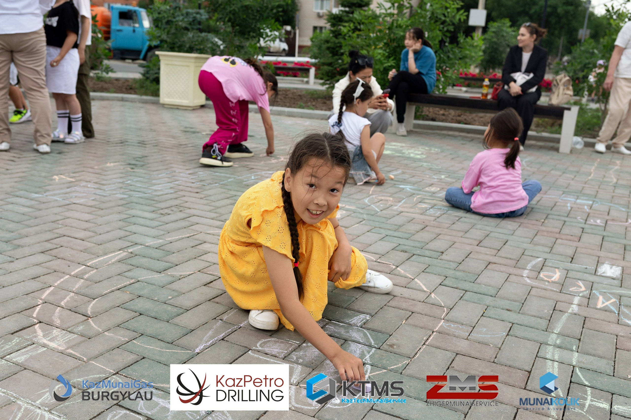 Фоторепортаж с 1 июня в Атырау (день защиты детей). Фотограф в Атырау Максим Стадниченко