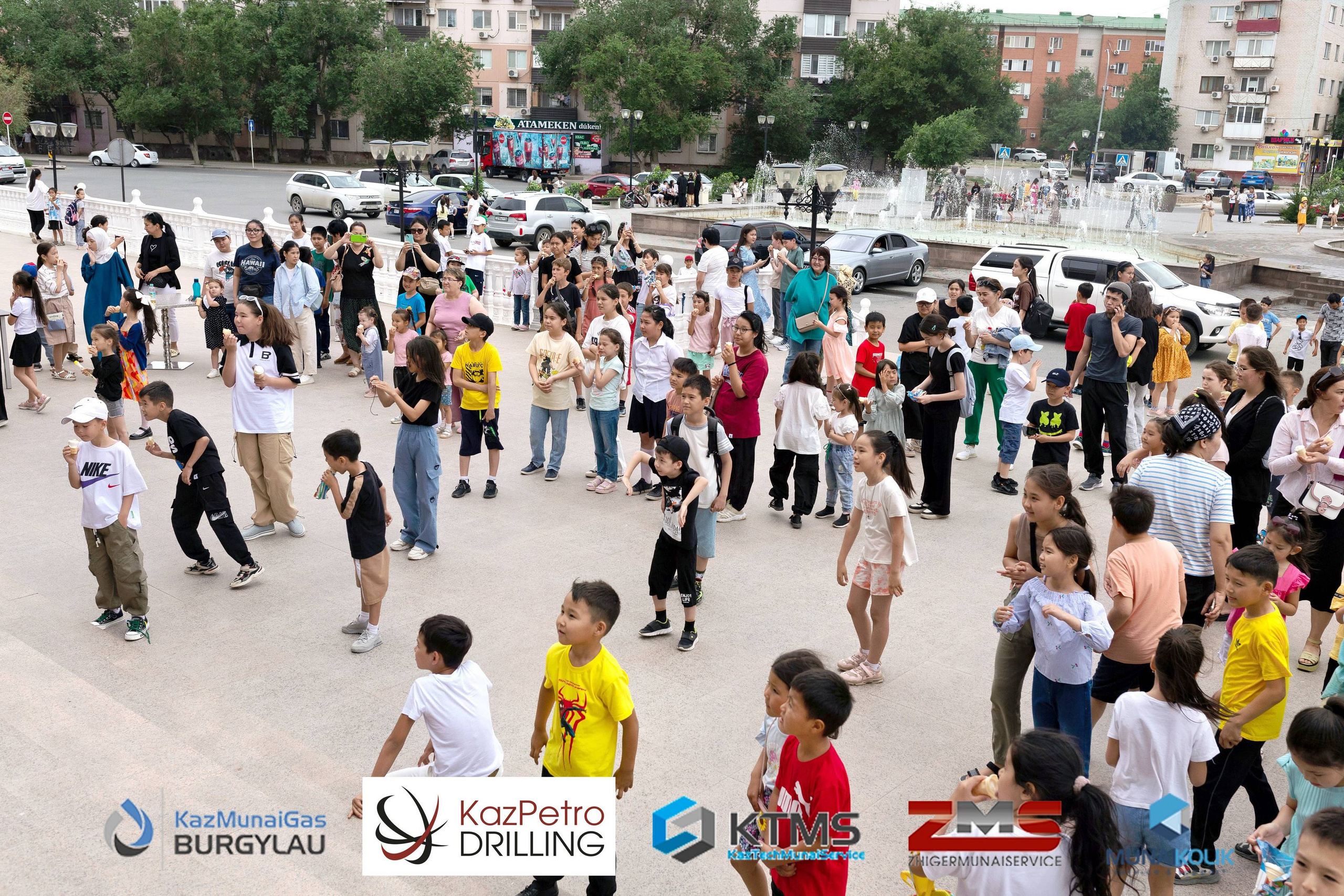 Фоторепортаж с 1 июня в Атырау (день защиты детей). Фотограф в Атырау Максим Стадниченко