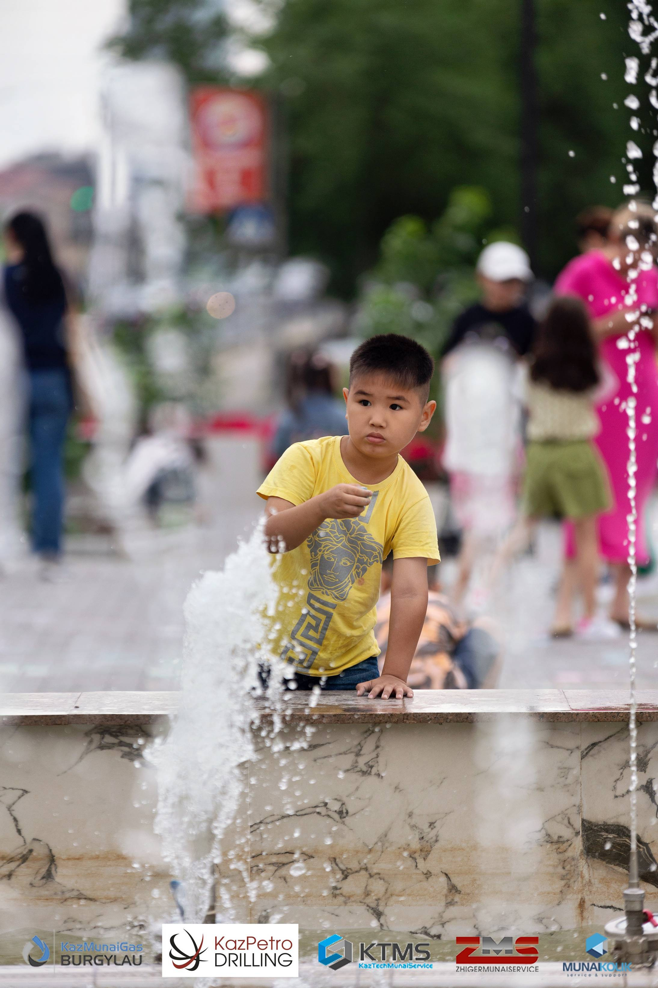 Фоторепортаж с 1 июня в Атырау (день защиты детей). Фотограф в Атырау Максим Стадниченко