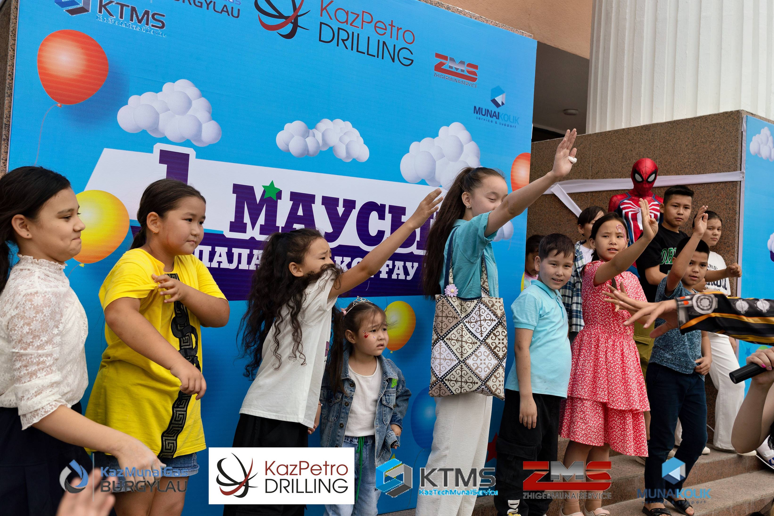 Фоторепортаж с 1 июня в Атырау (день защиты детей). Фотограф в Атырау Максим Стадниченко