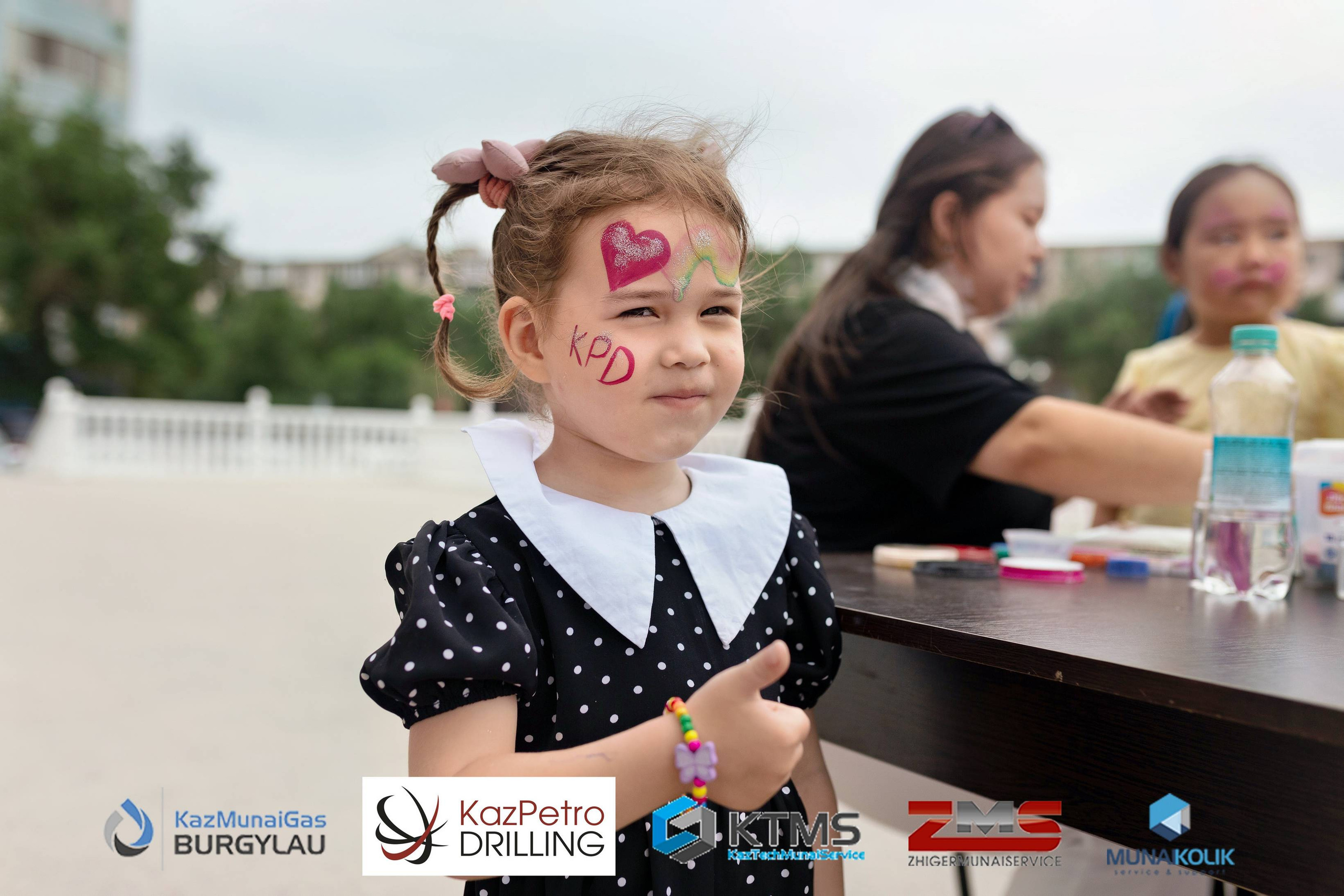 Фоторепортаж с 1 июня в Атырау (день защиты детей). Фотограф в Атырау Максим Стадниченко