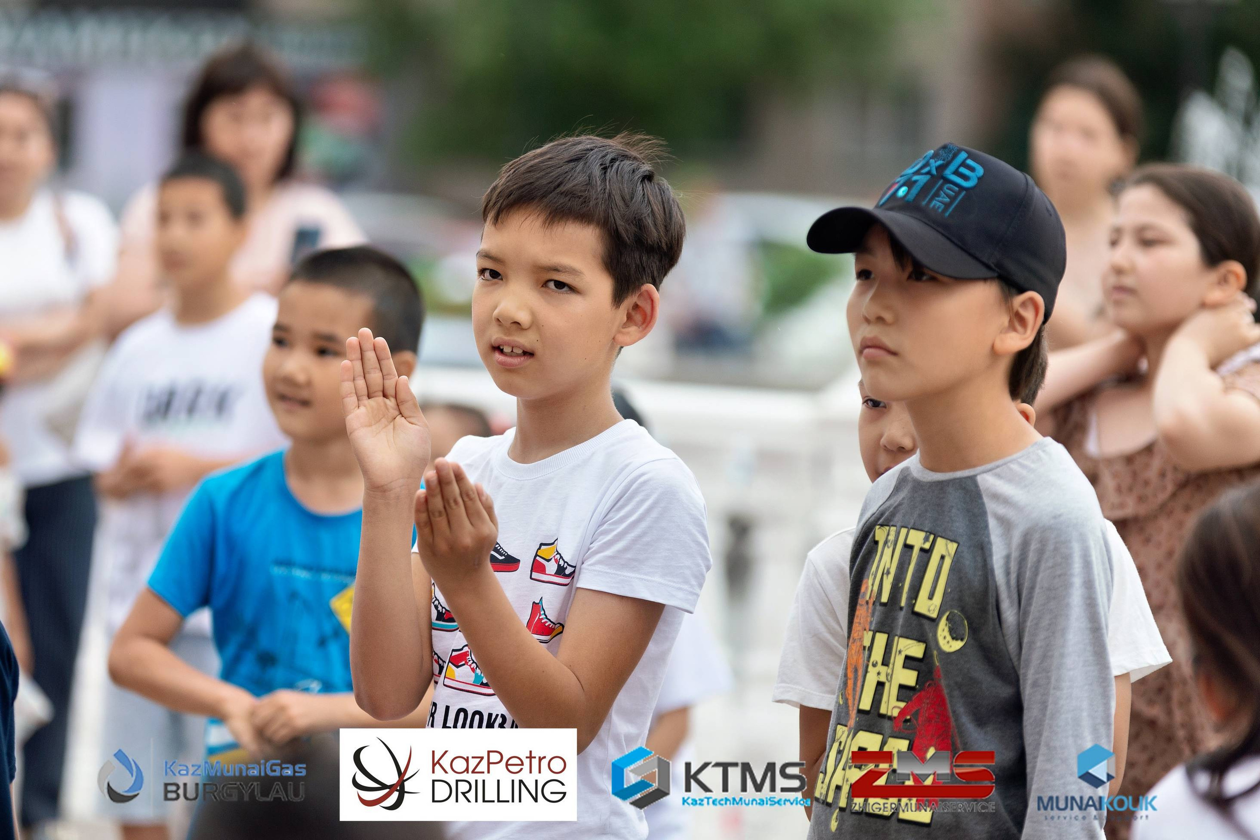 Фоторепортаж с 1 июня в Атырау (день защиты детей). Фотограф в Атырау Максим Стадниченко