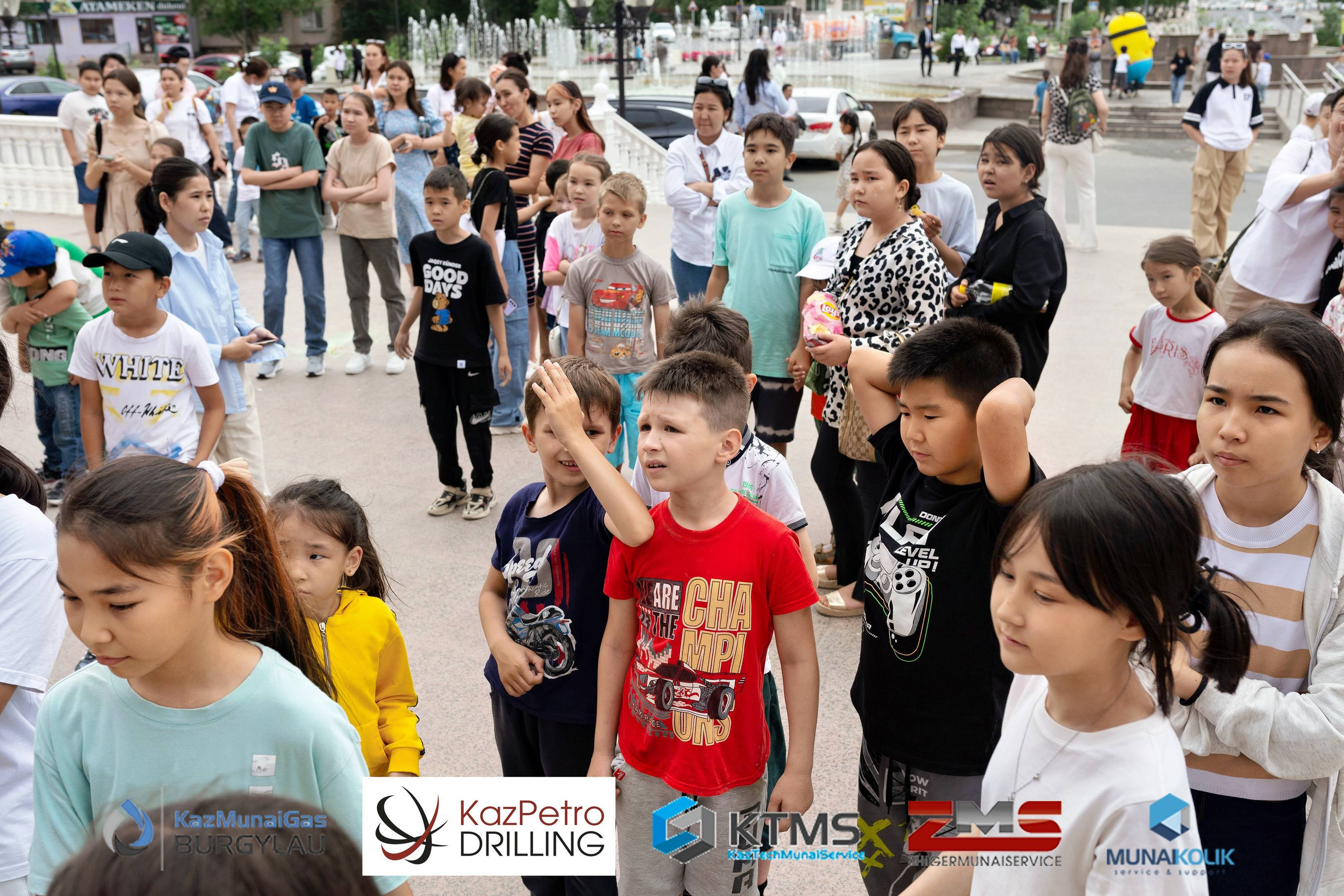Фоторепортаж с 1 июня в Атырау (день защиты детей). Фотограф в Атырау Максим Стадниченко