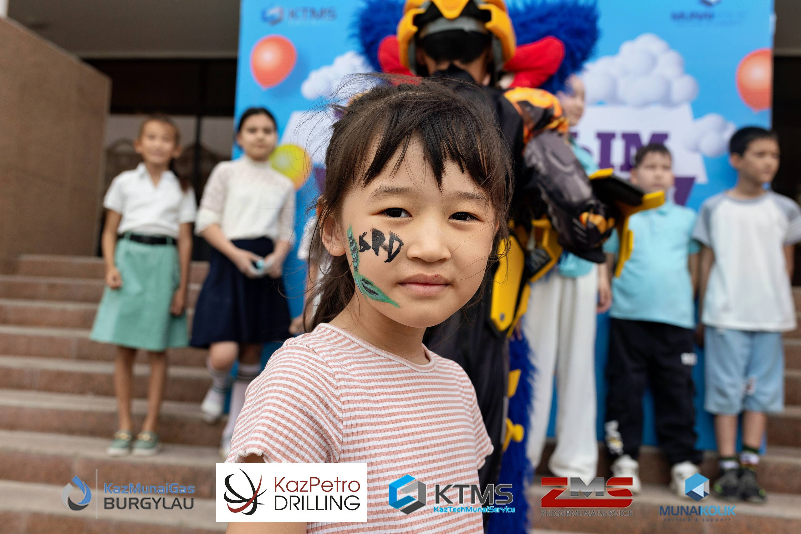 Фоторепортаж с 1 июня в Атырау (день защиты детей). Фотограф в Атырау Максим Стадниченко