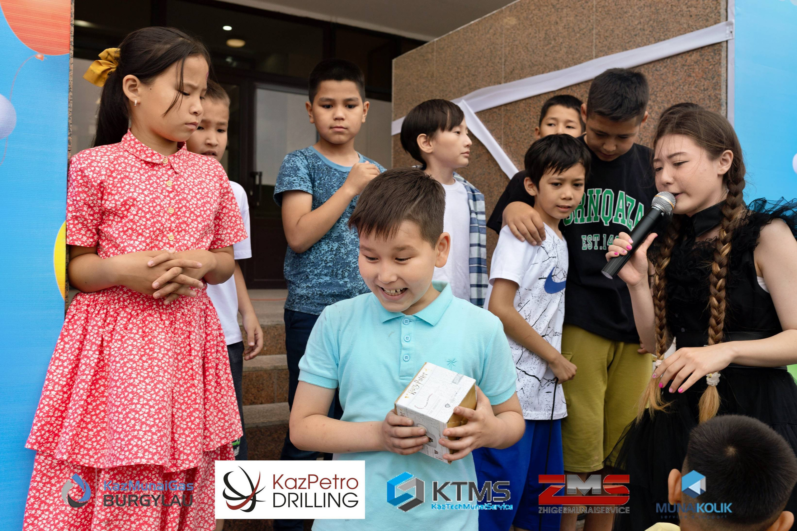 Фоторепортаж с 1 июня в Атырау (день защиты детей). Фотограф в Атырау Максим Стадниченко