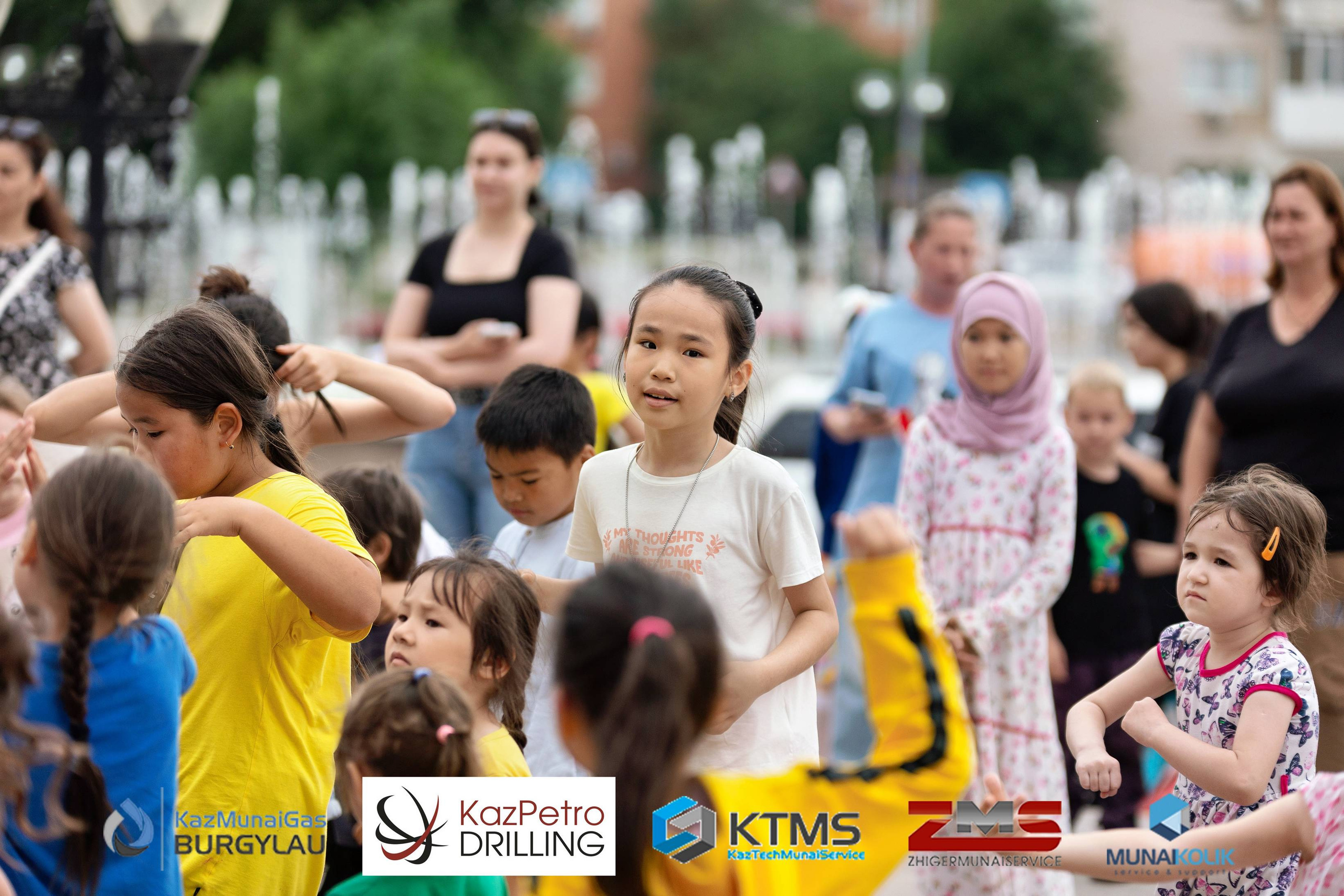 Фоторепортаж с 1 июня в Атырау (день защиты детей). Фотограф в Атырау Максим Стадниченко