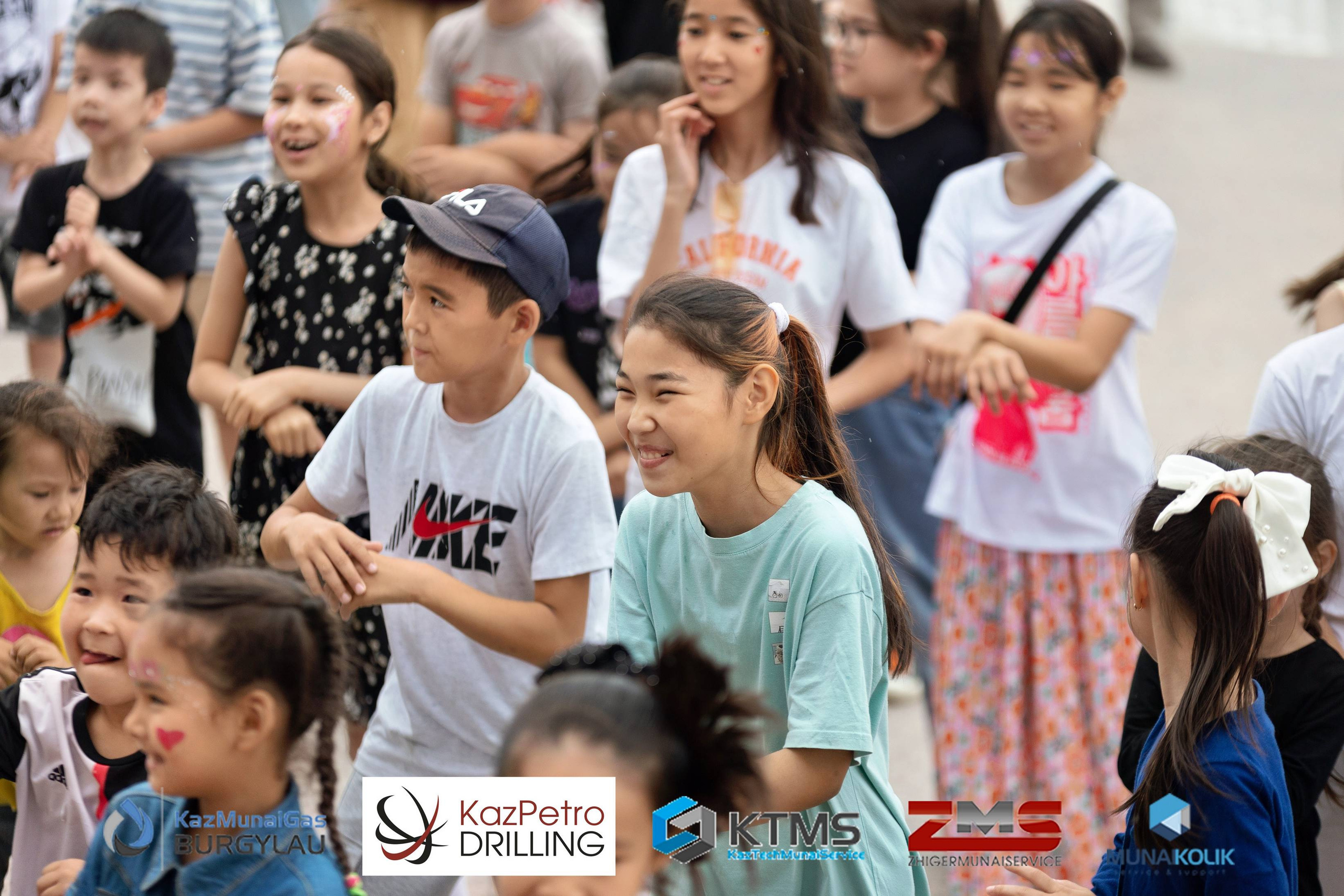 Фоторепортаж с 1 июня в Атырау (день защиты детей). Фотограф в Атырау Максим Стадниченко