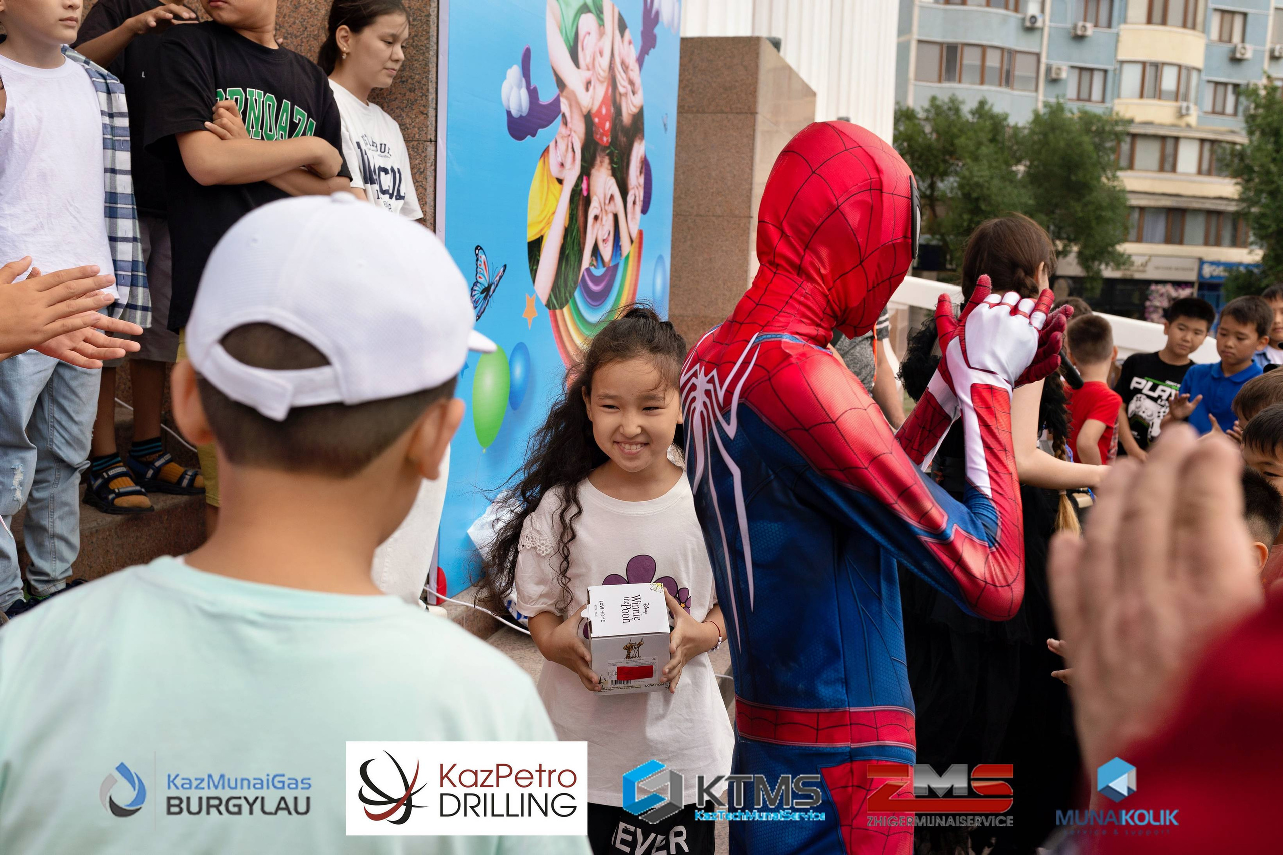 Фоторепортаж с 1 июня в Атырау (день защиты детей). Фотограф в Атырау Максим Стадниченко