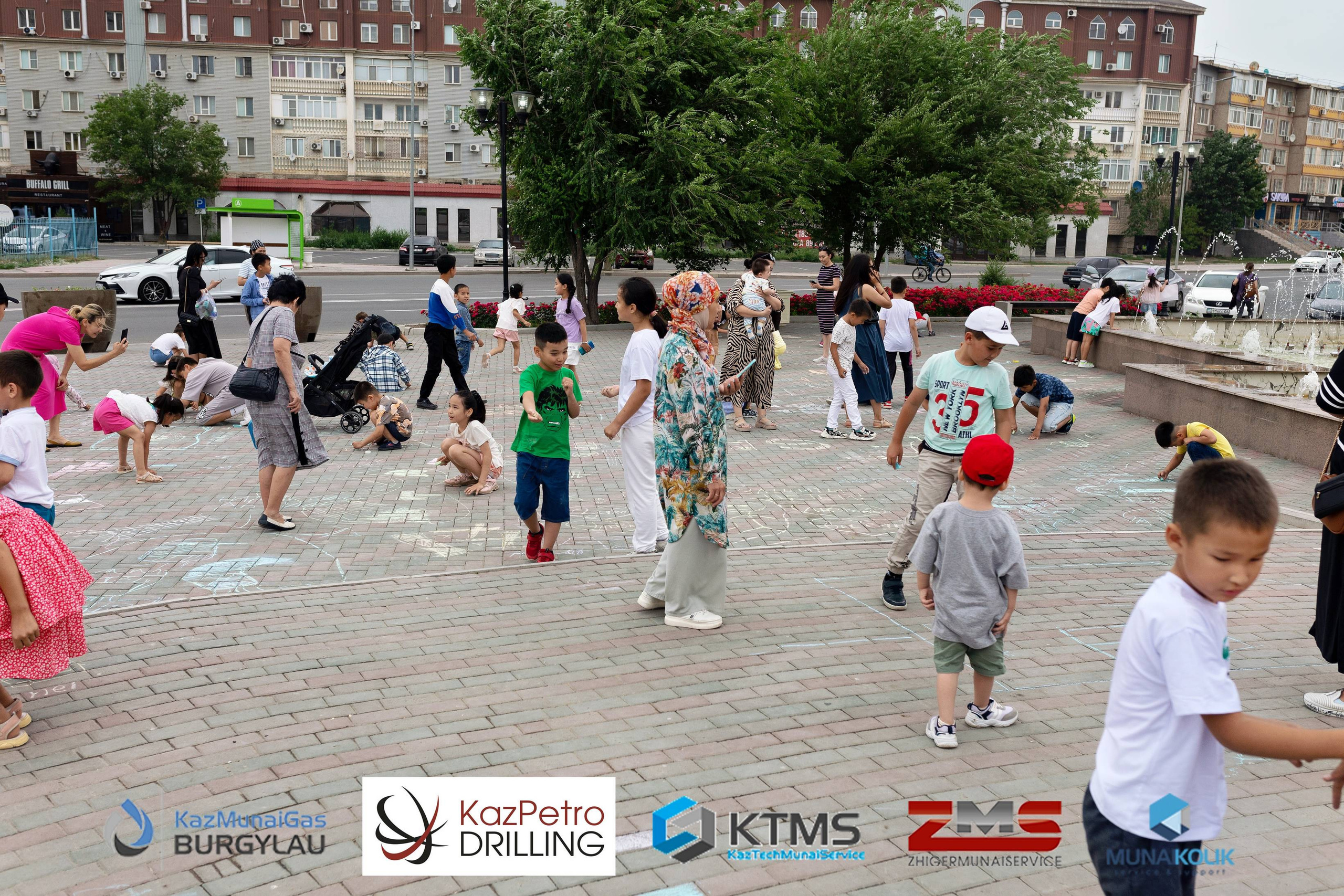 Фоторепортаж с 1 июня в Атырау (день защиты детей). Фотограф в Атырау Максим Стадниченко