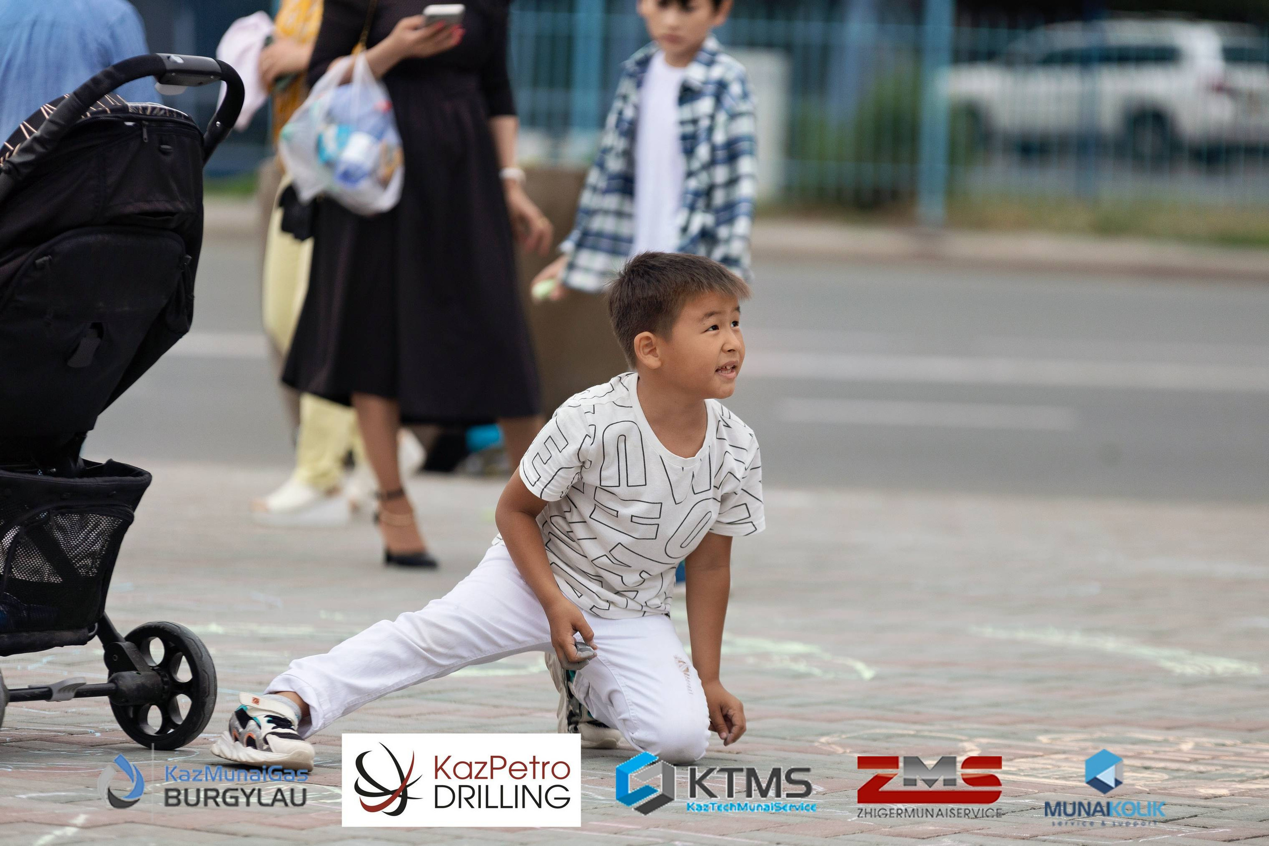 Фоторепортаж с 1 июня в Атырау (день защиты детей). Фотограф в Атырау Максим Стадниченко