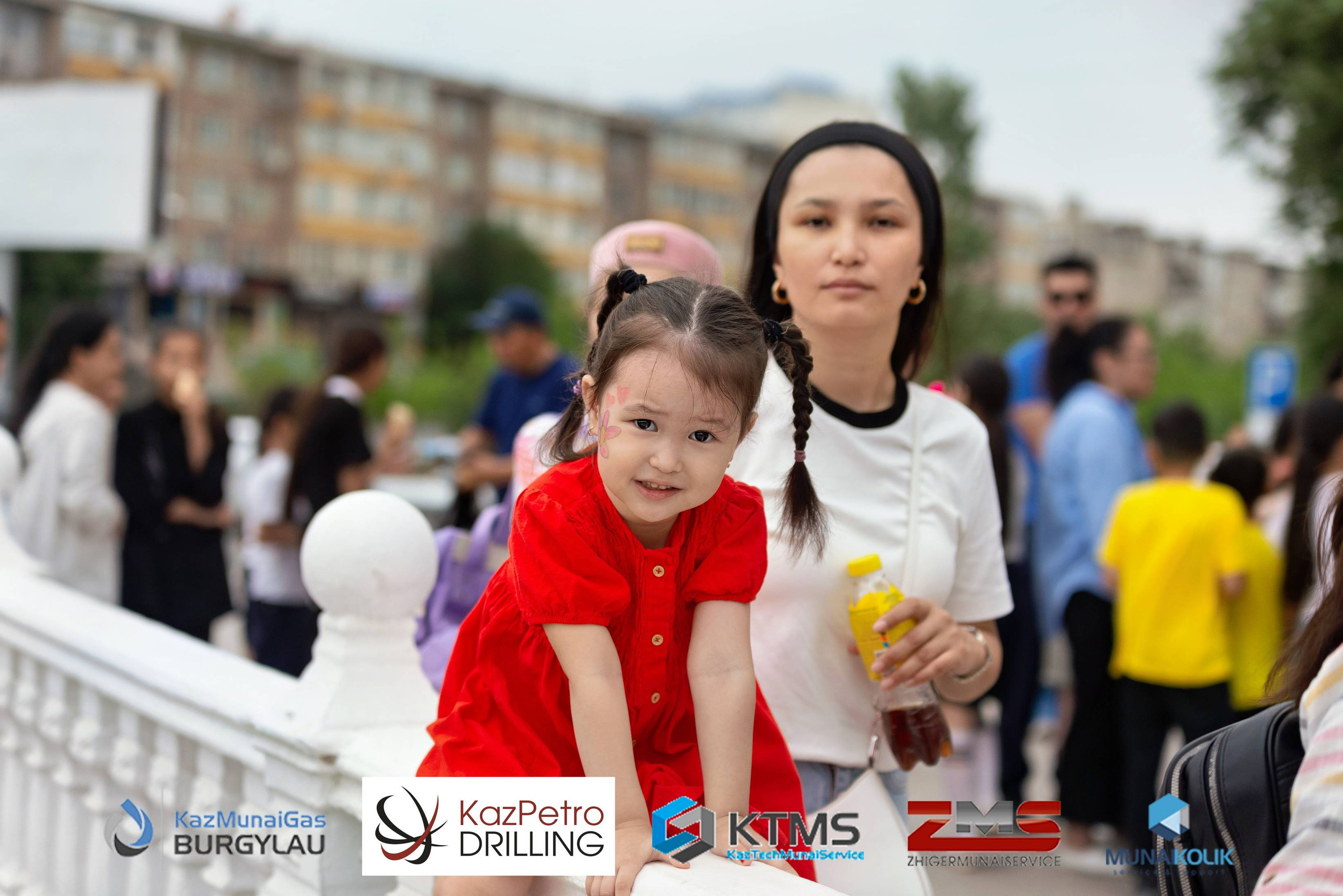 Фоторепортаж с 1 июня в Атырау (день защиты детей). Фотограф в Атырау Максим Стадниченко
