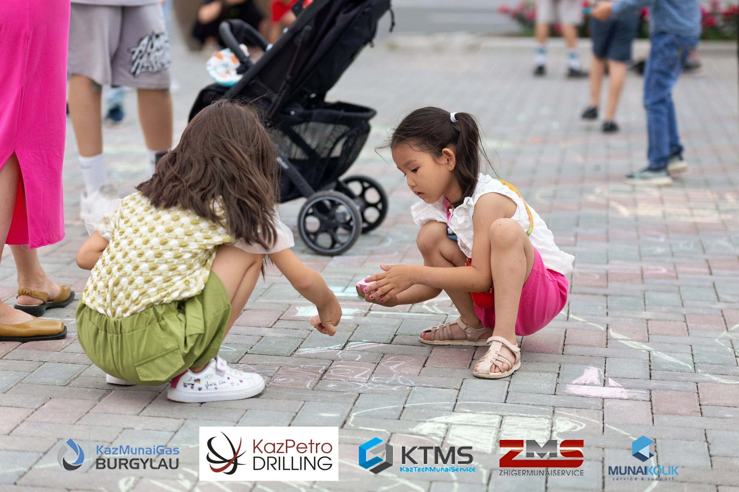 Фоторепортаж с 1 июня в Атырау (день защиты детей). Фотограф в Атырау Максим Стадниченко