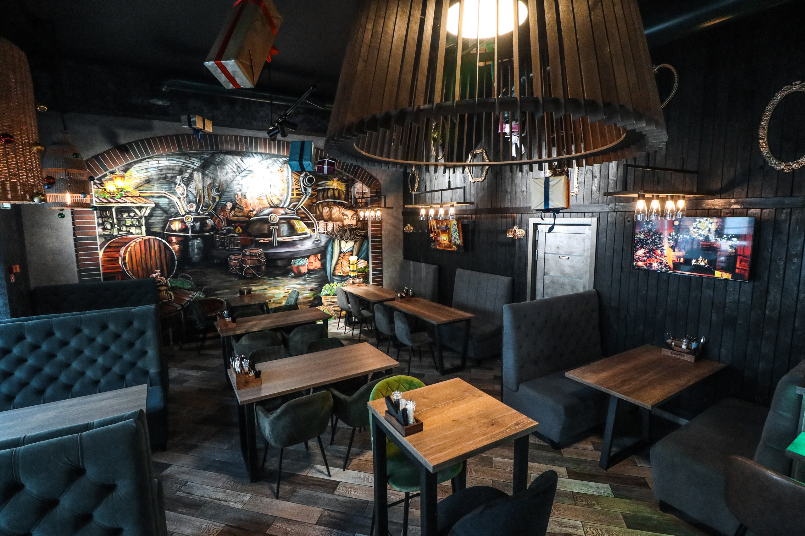 «Крафтер» паб, г. Барнаул. Контент фотограф Дмитрий Борисов