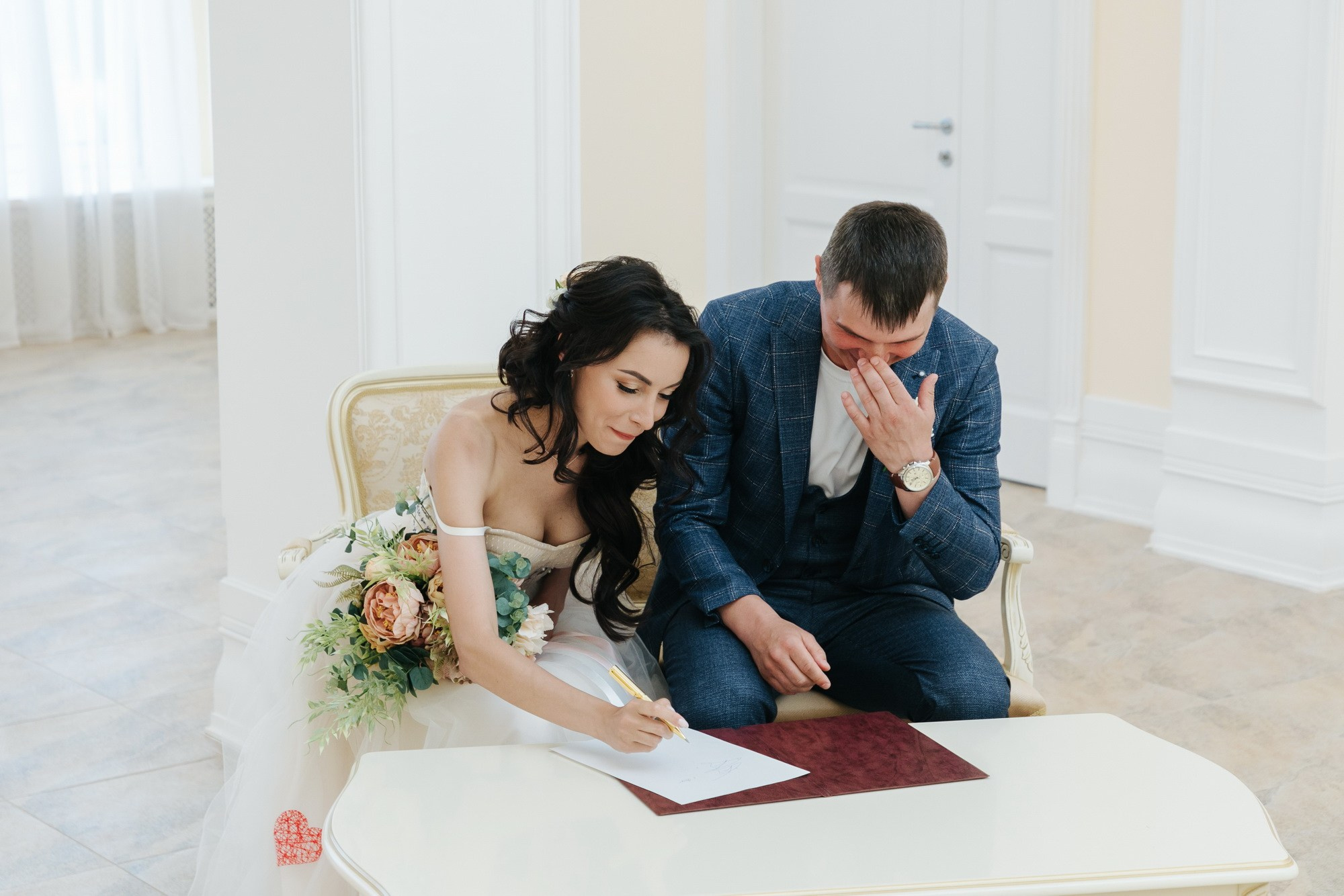 где провести свадьбу в спб, петергофе, свадебный костюм для жениха магазины, свадебный салон в спб найти, торт для свадьбы заказать, найти фотографа на свадьбу, праздник