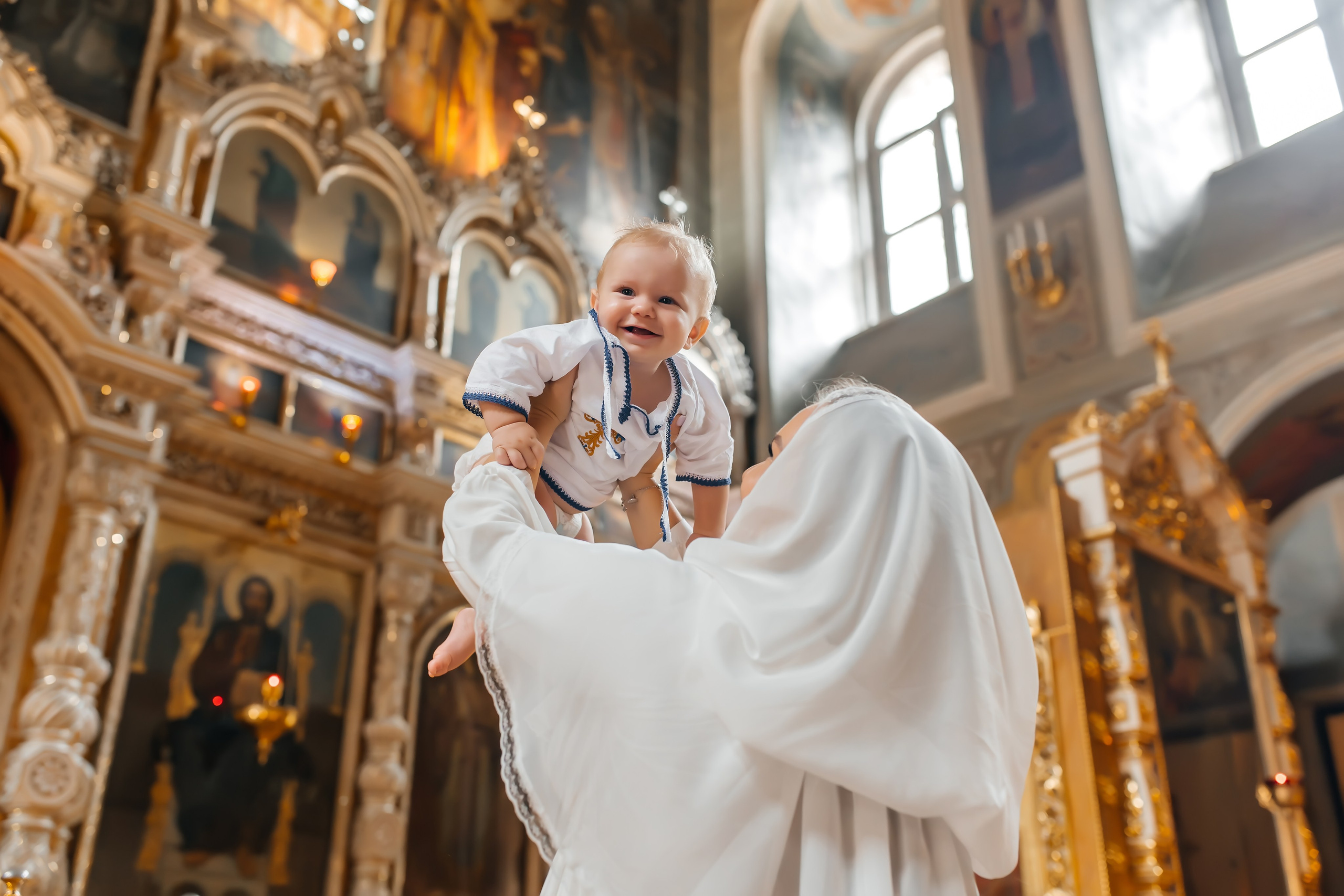 Крещение Марка в Храме всех святых на Соколе. Фотограф на крещение и венчание Москва  Надежда Баланина