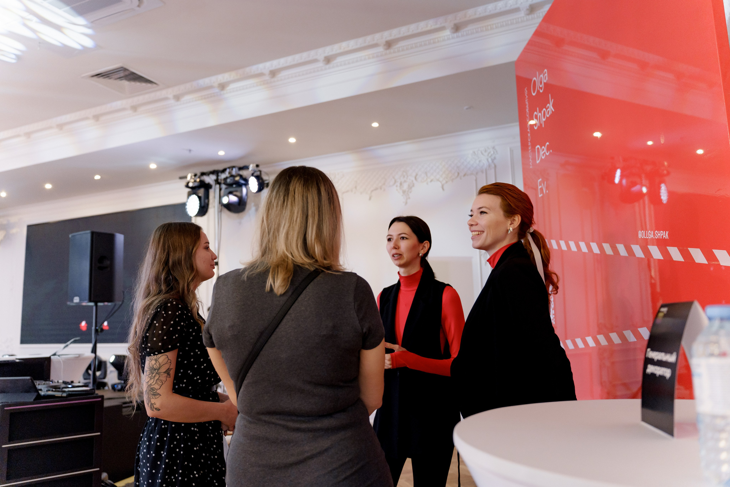 Выставка свадебных специалистов «Свадьба на 1000%». Свадебный фотограф в Санкт-Петербурге