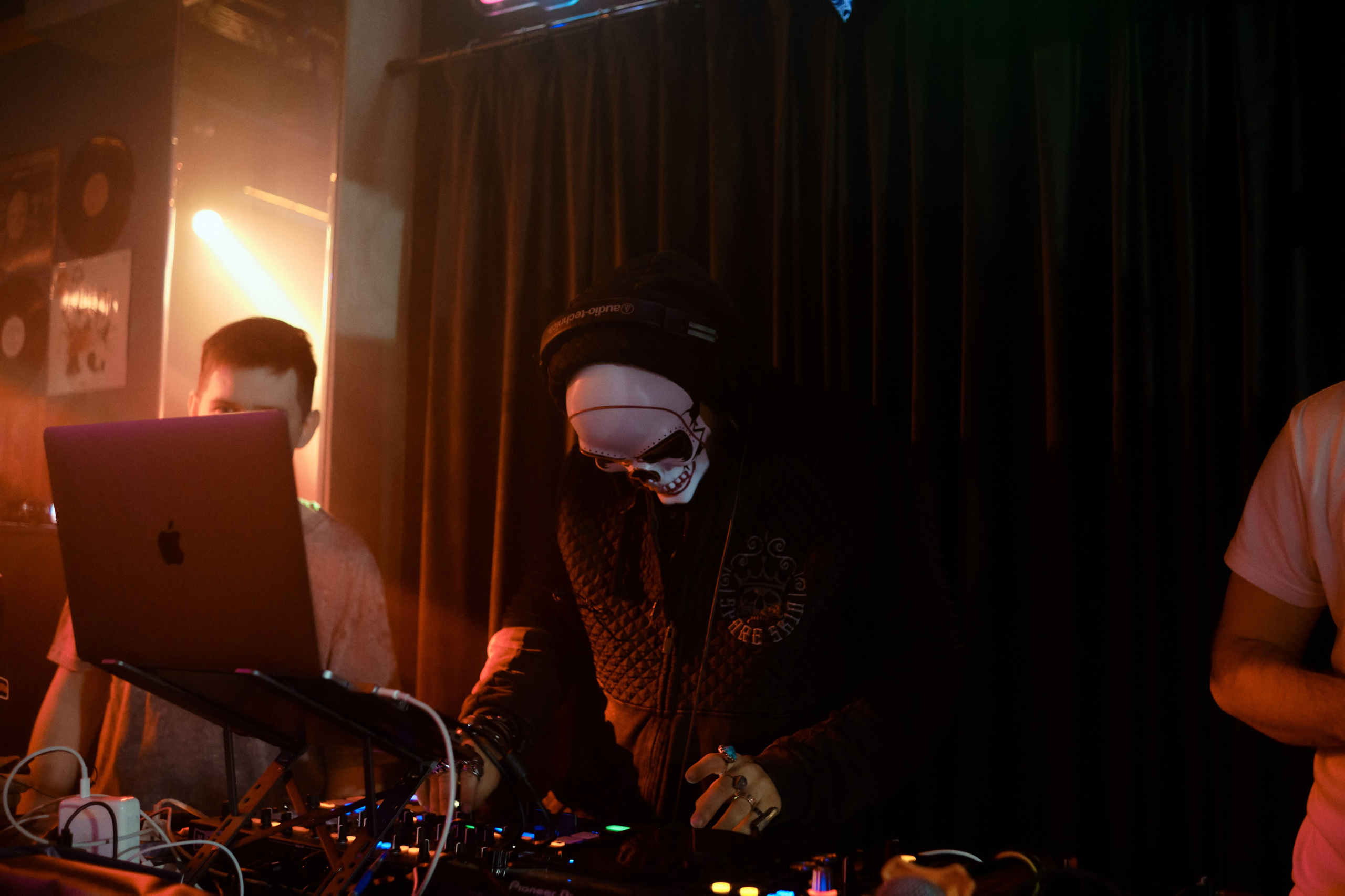 .segments | Community Meetup 01. Фотограф Vika Rin