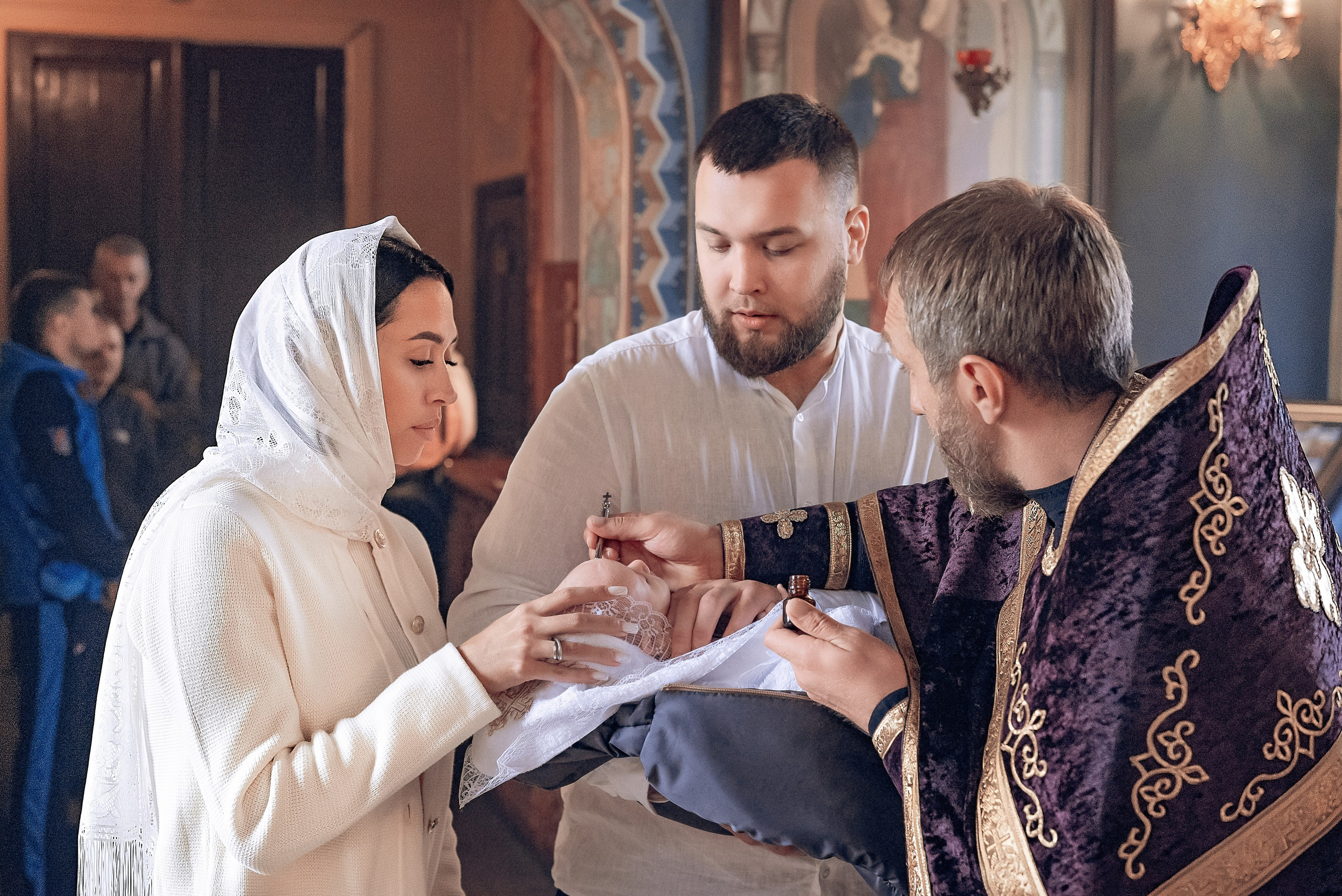 Крещение Мирона в Веденском хаме Березовка. Фотографы крещения/венчания  Красноярск Татьяна и Вячеслав Переваловы