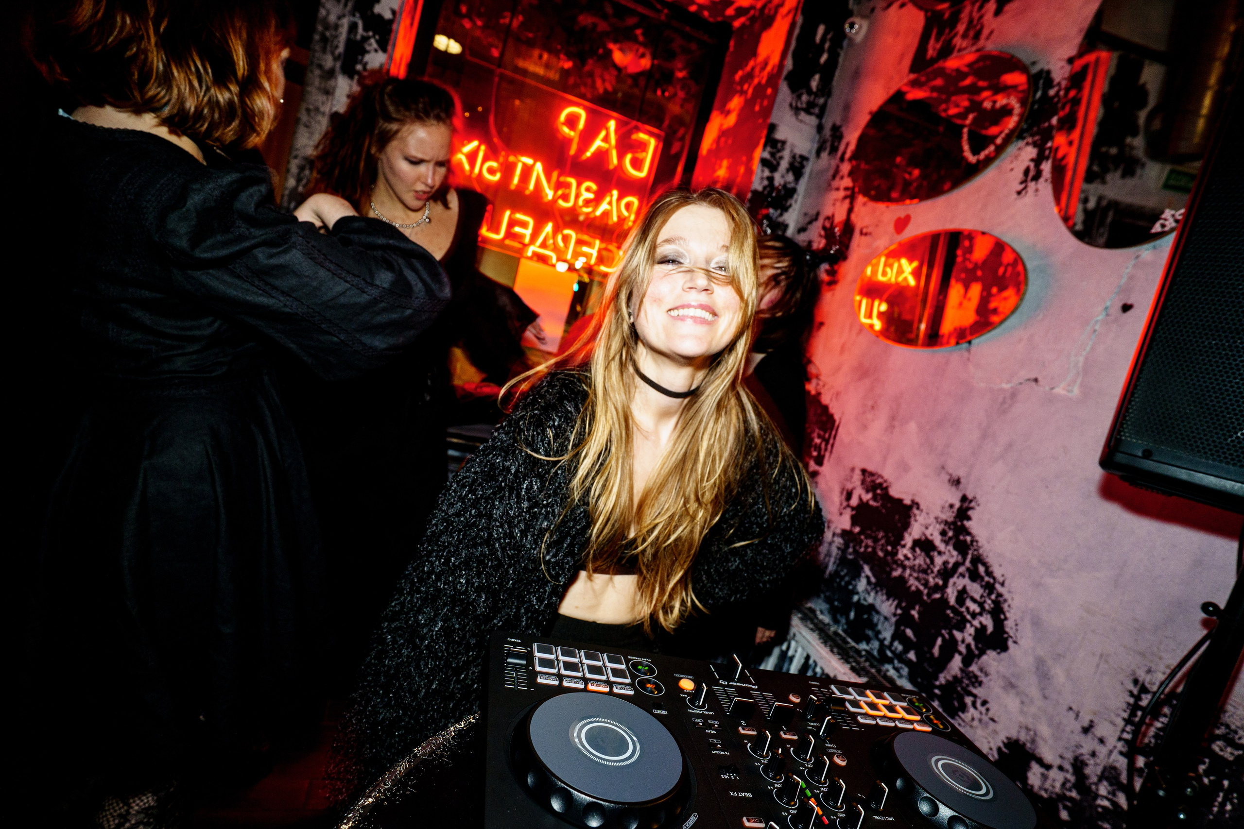 Halloween party. Бар разбитых сердец. Концертный и репортажный фотограф в Санкт-Петербурге Слава Пахомов