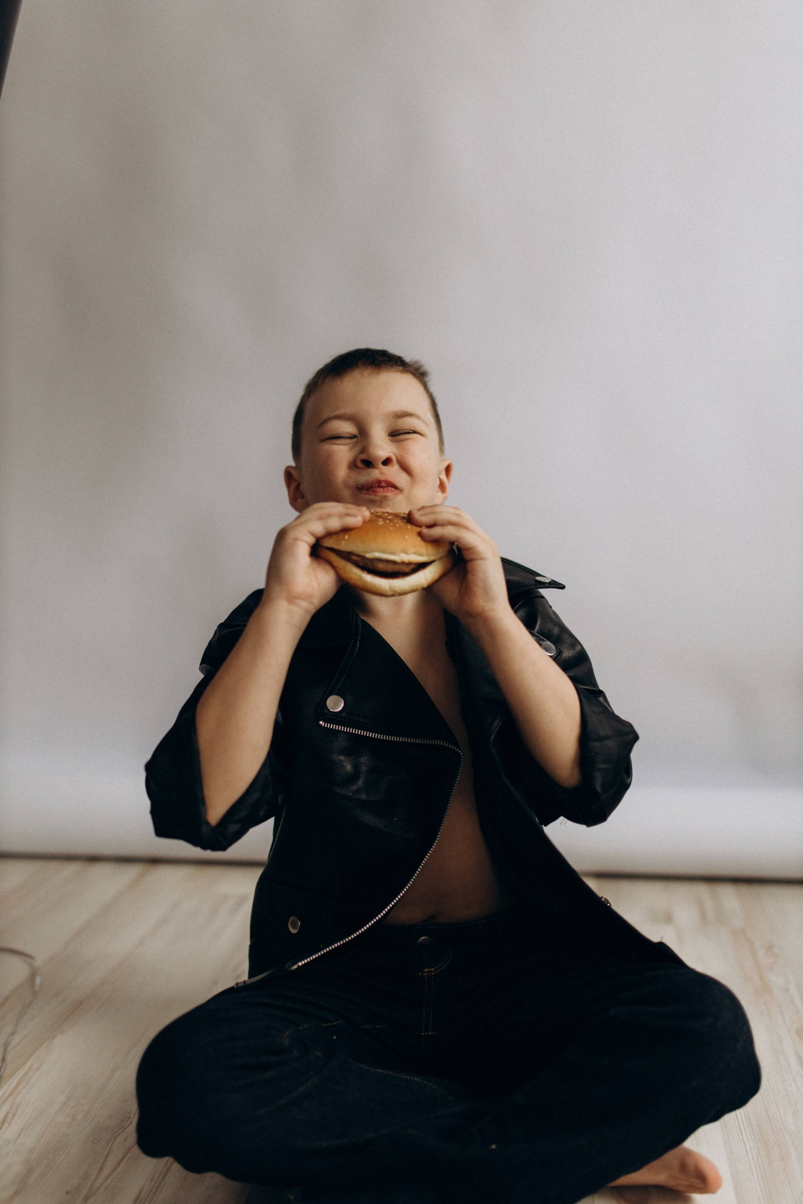 Арсений с мамой. Услуги