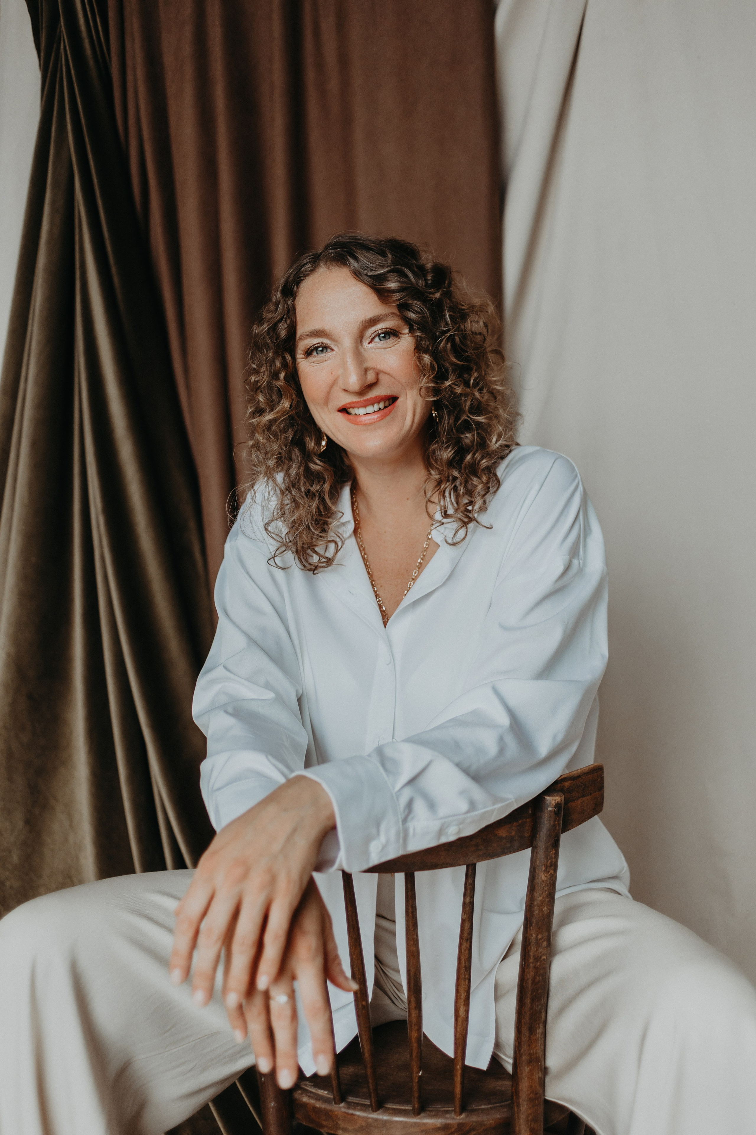 Бизнес портреты для соц сетей. Энергопрактик. Фотограф в Краснодаре Евгения Михаевич