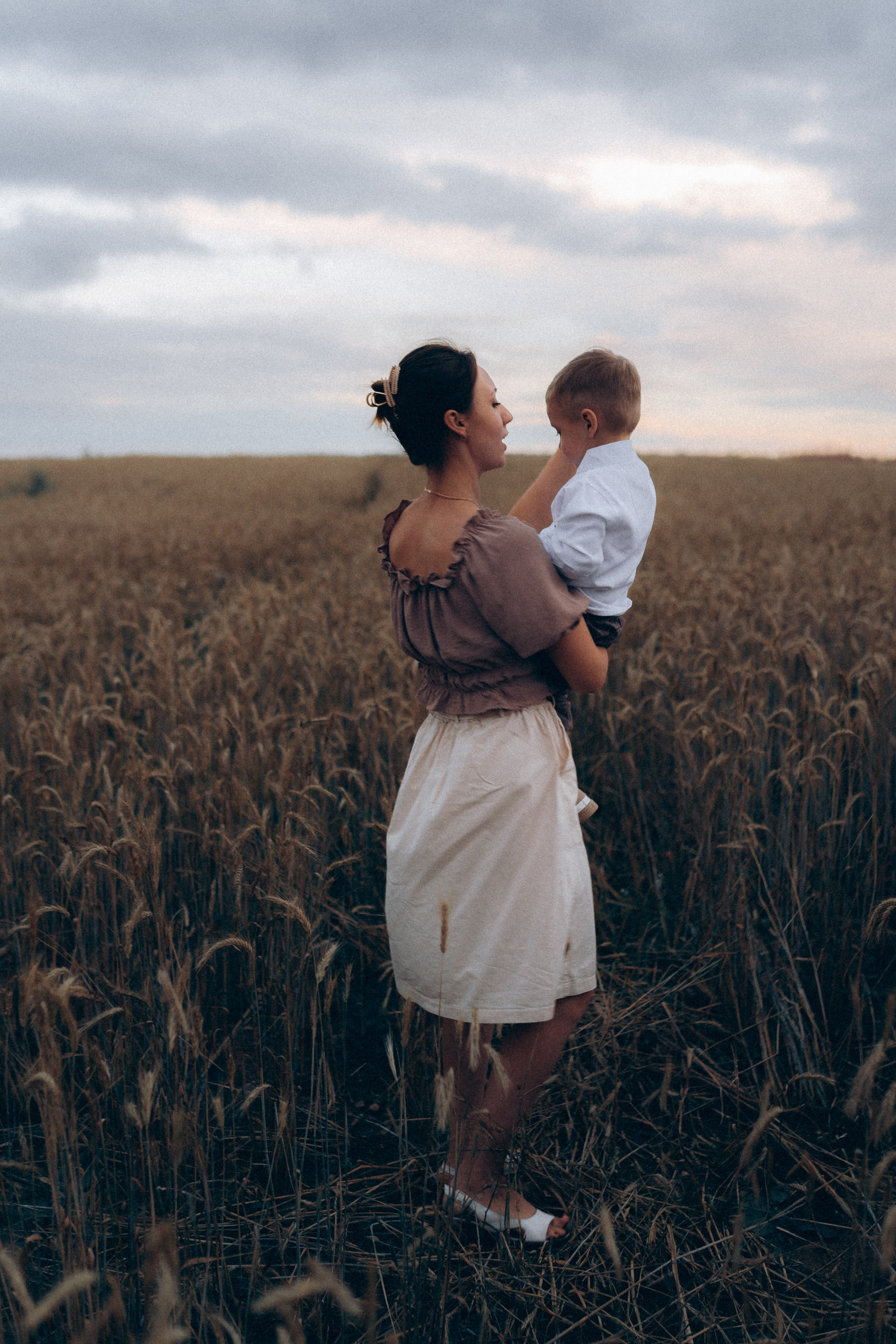 Алёна и семья. Фотограф Торопец Кристина Абрамова Kanwellia photography