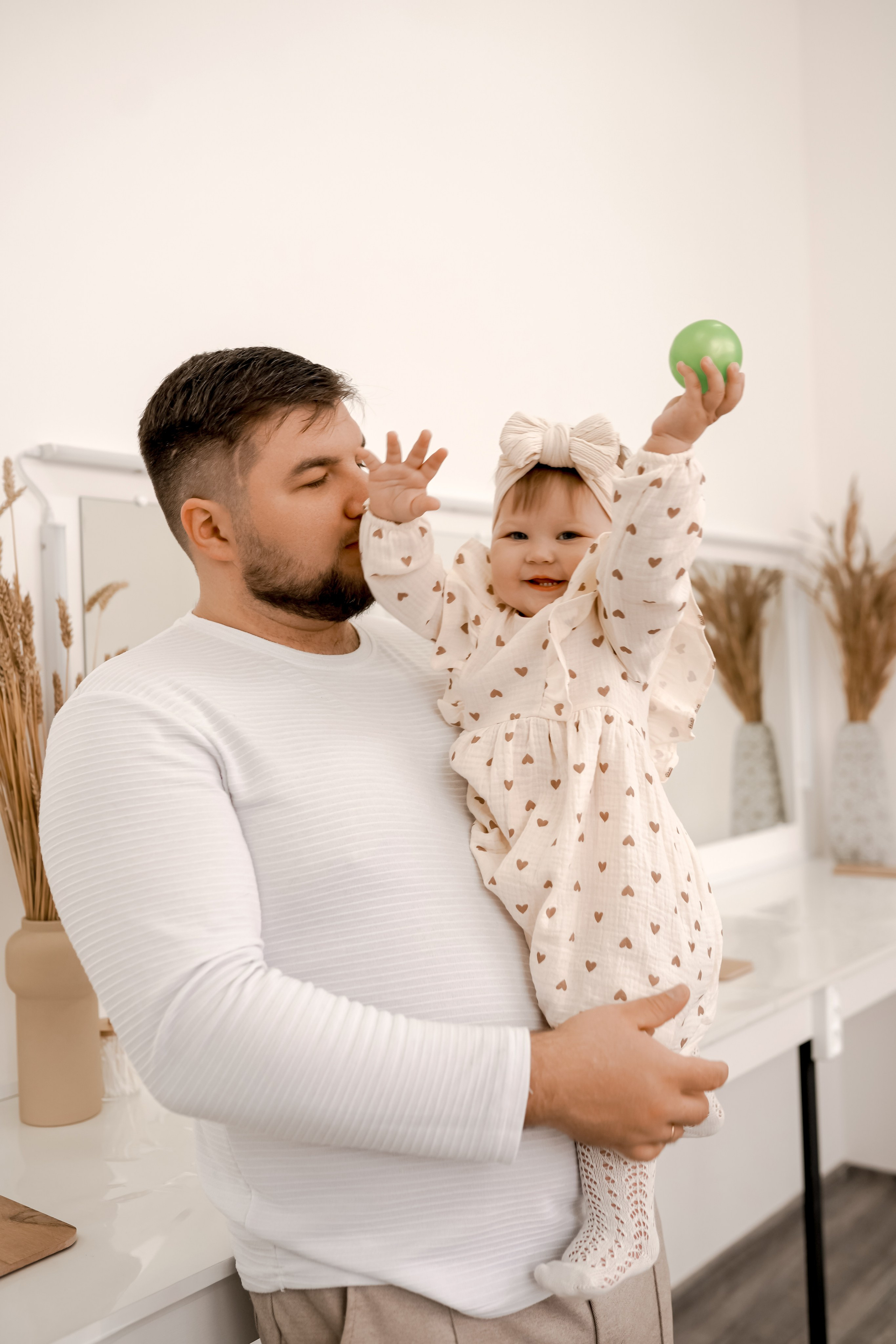 Семейная новогодняя фотосъемка в студии. Фотограф Ким Наталья в Красноярске