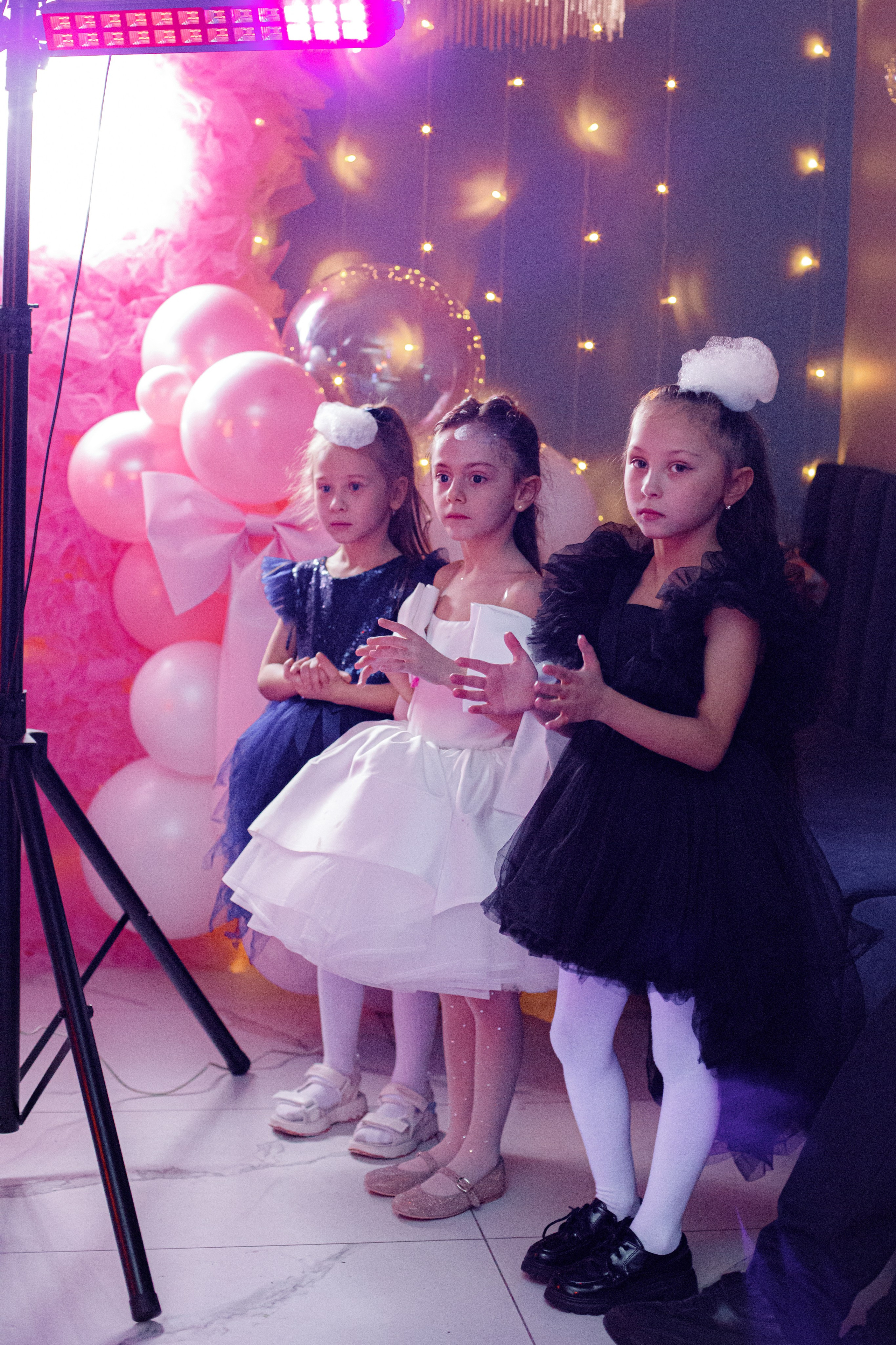 ASIA'S BIRTHDAY PARTY. Photokarish