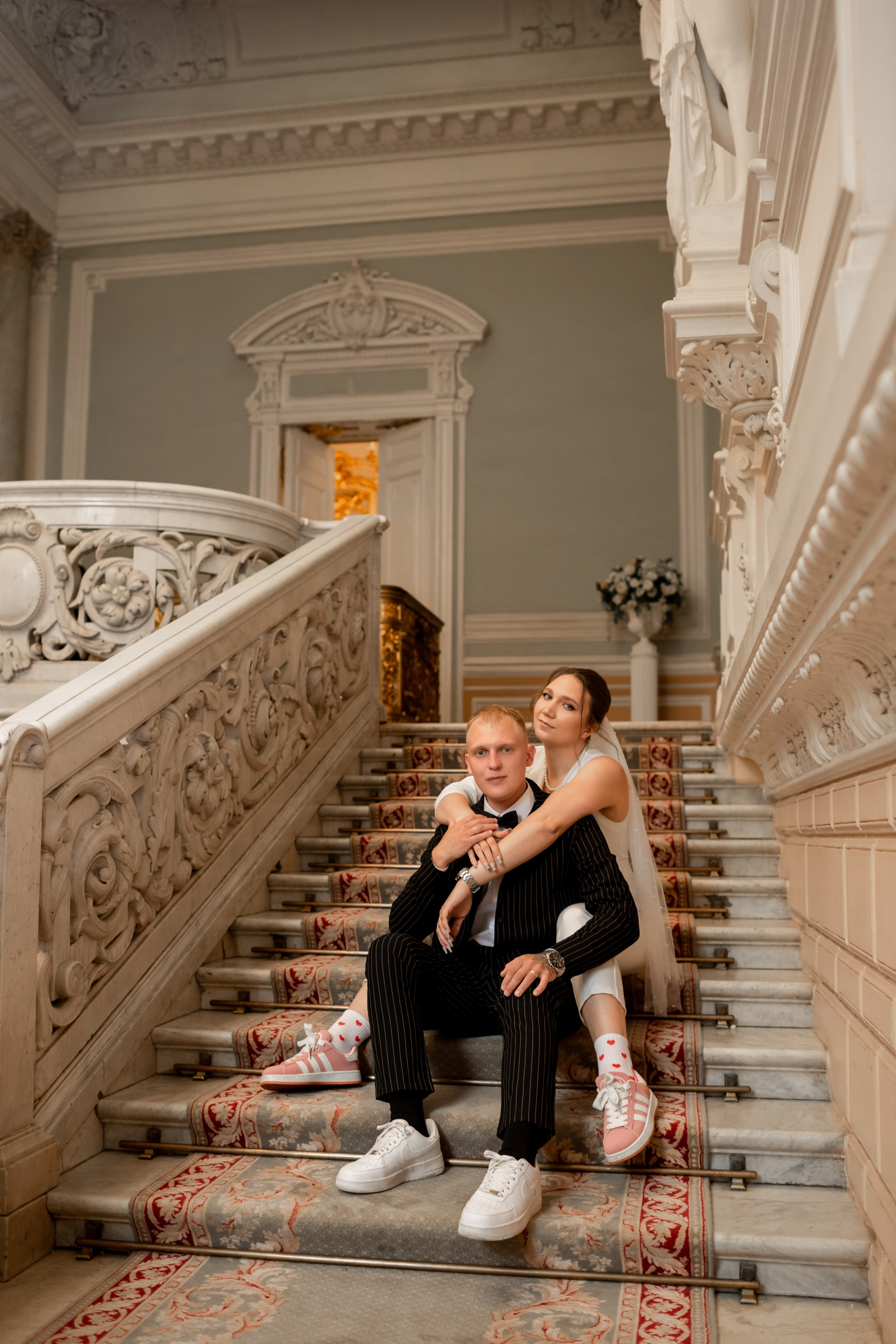 Свадебная фотосессия в центре Петербурга. Свадебный фотограф Кирилл Белый