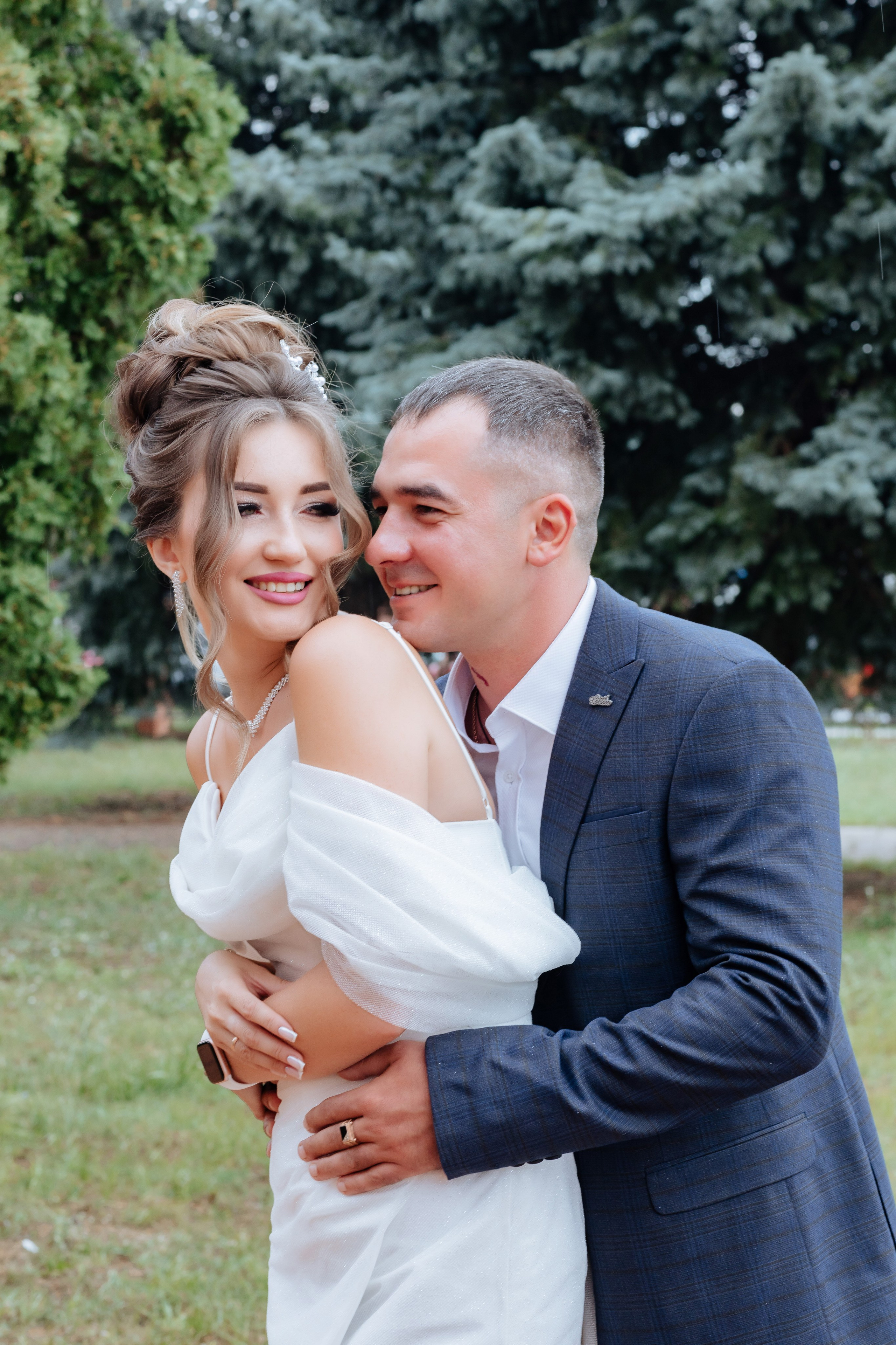 Свадебные съемки. Профессиональный фотограф и видеооператор