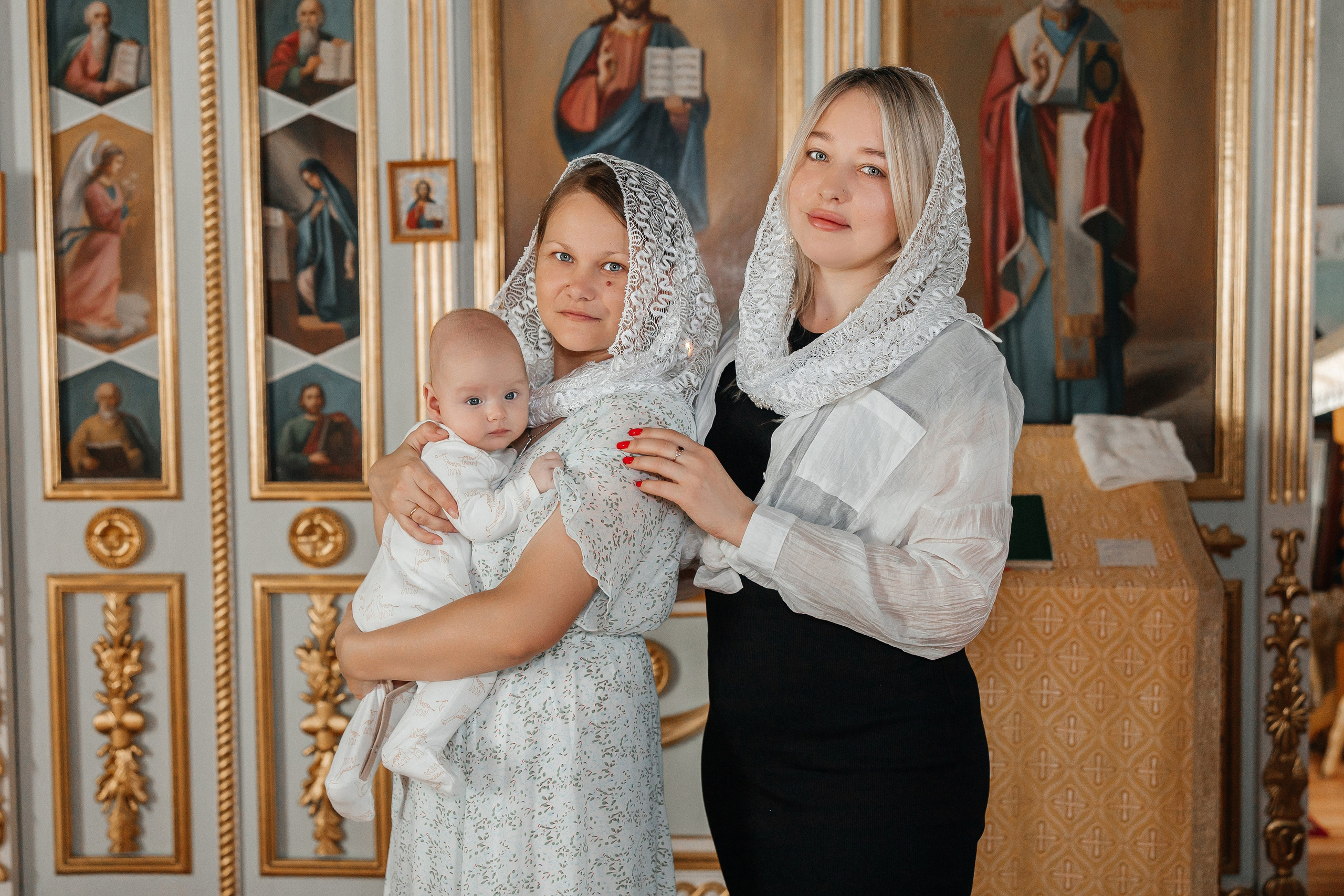 Таинство Крещения Ивана. Храм в честь иконы Божией Матери «Всех скорбящих Радость». Семейный фотограф в Рязани и Рязанской области