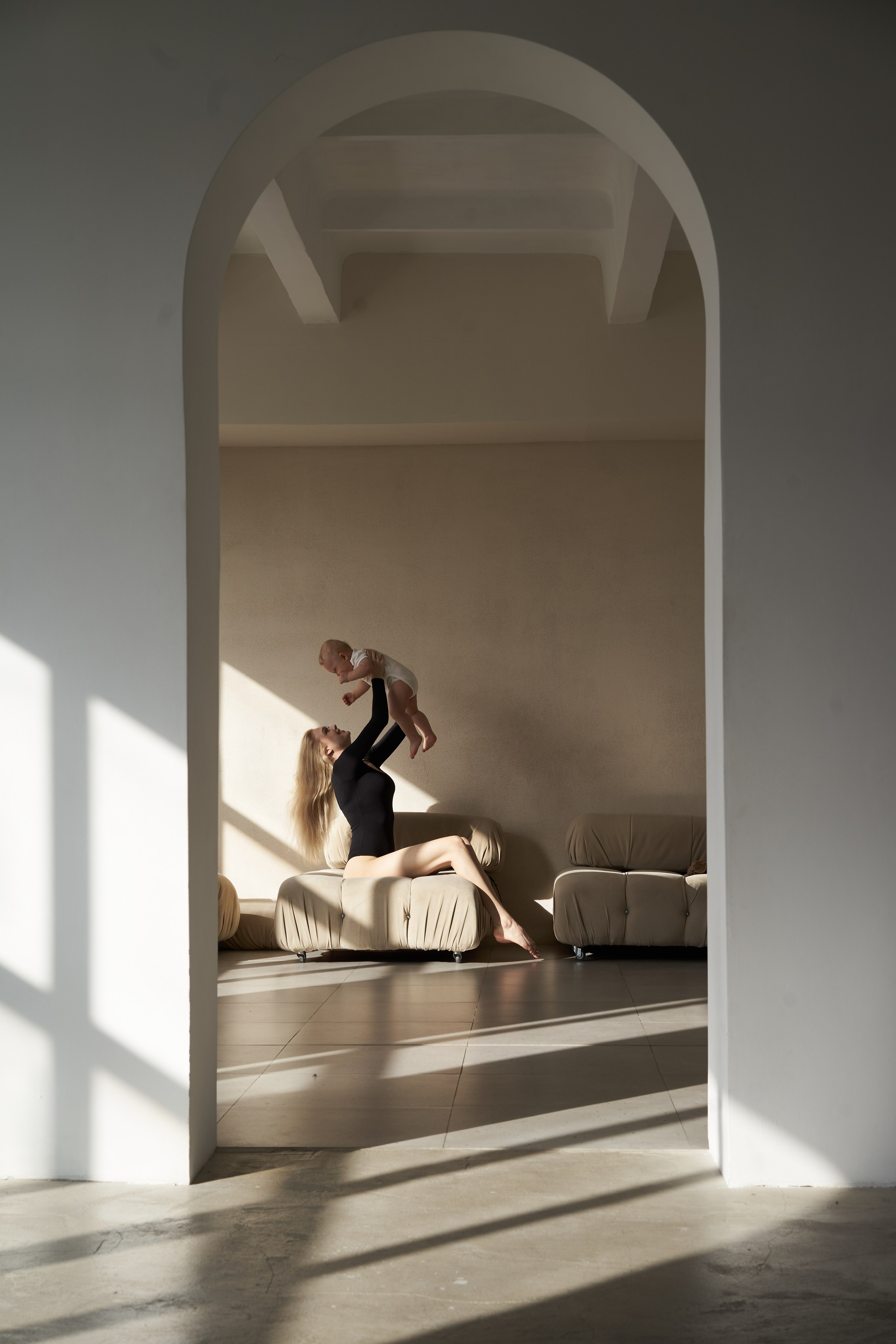 Семейная фотосессия в студии. Фотограф Екатеринбург Кокшарова Александра