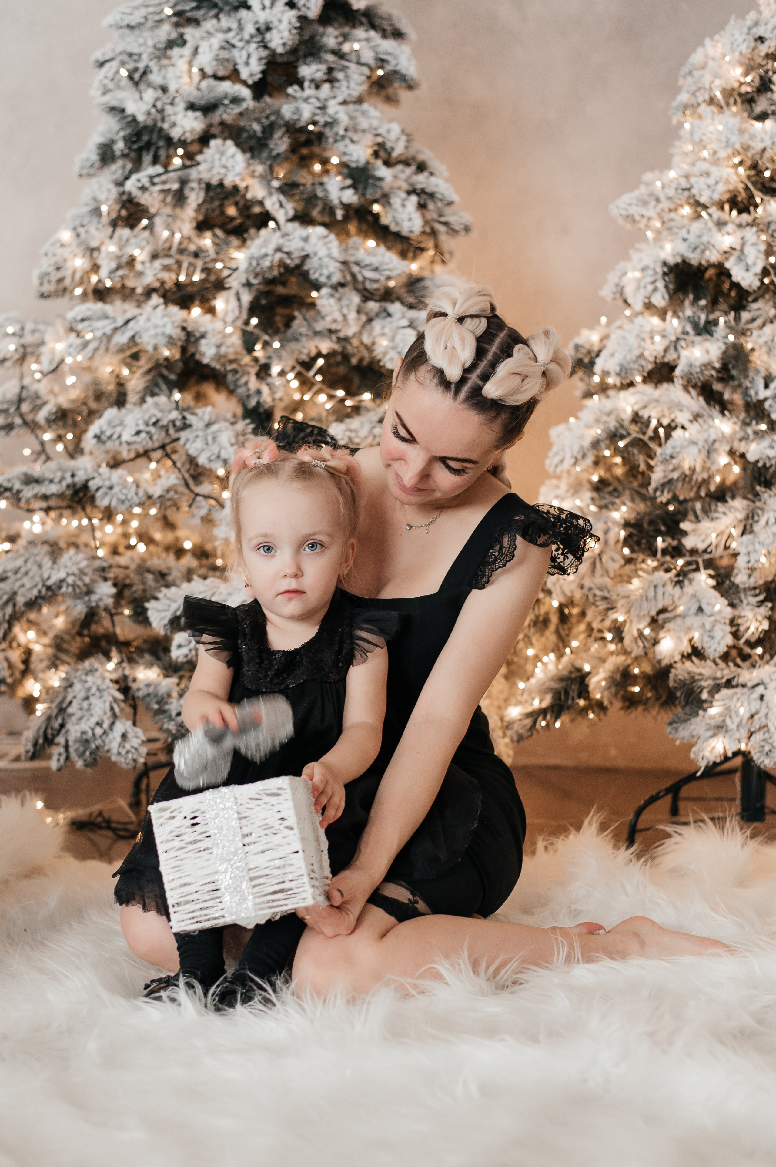 Смотреть в одну сторону. Свадебный и семейный фотограф в Красноярске Виктория Тимонина