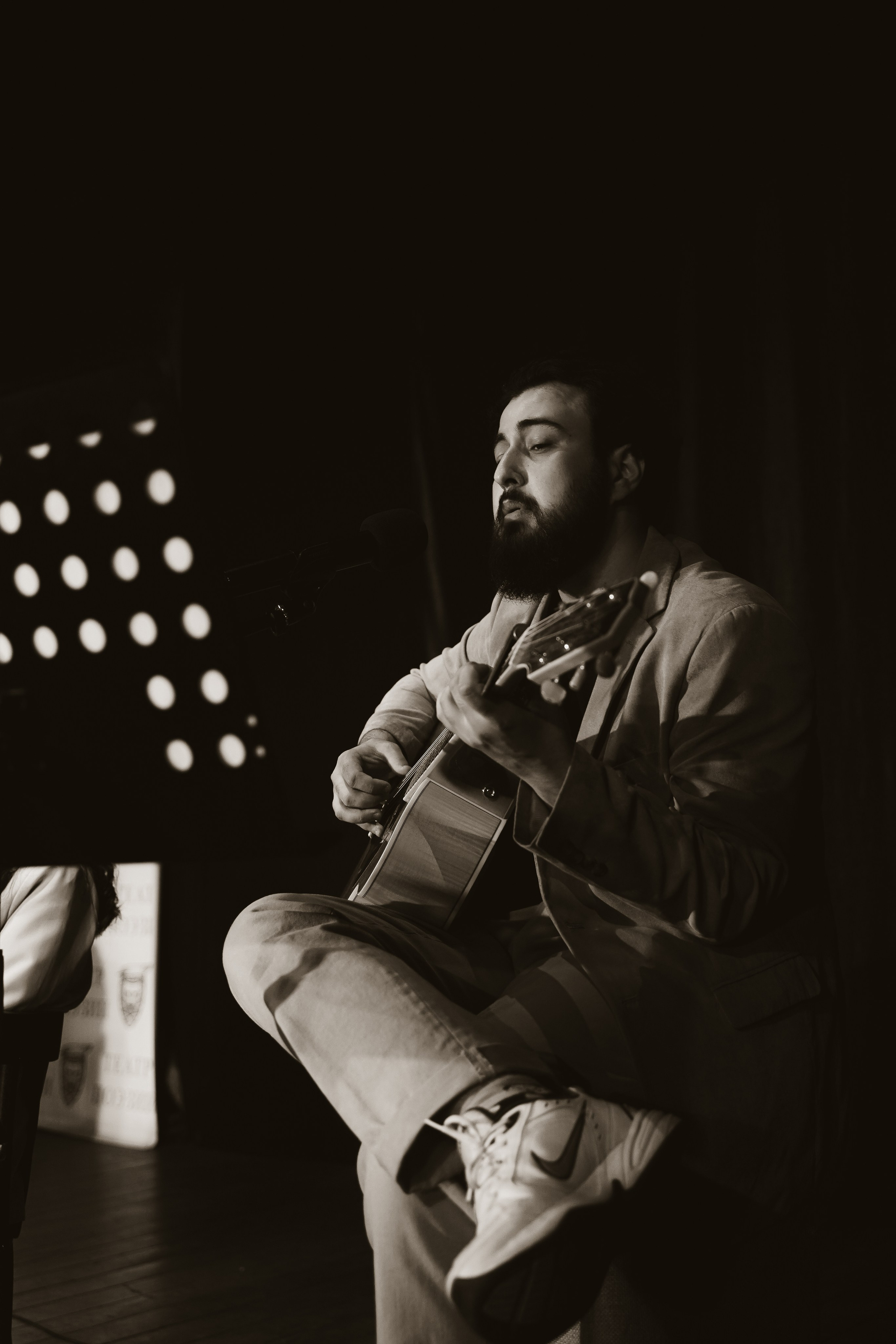 Поэтический вечер. Амина Абасова — индивидуальный фотограф в Махачкале, Дагестан