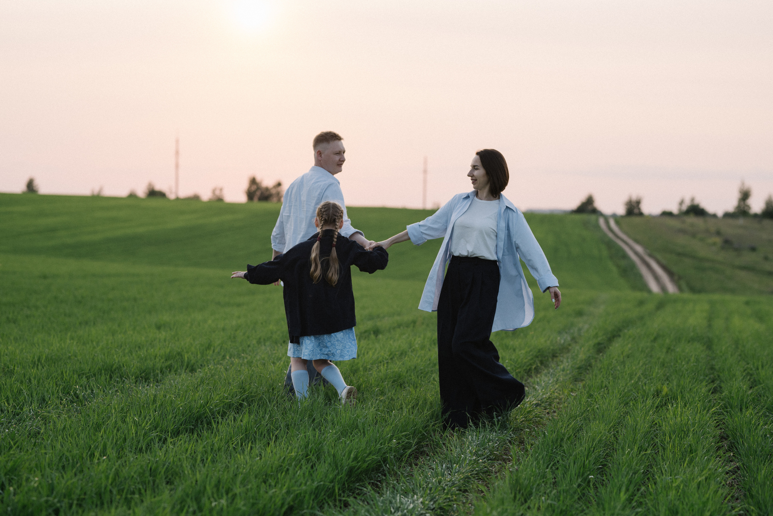 Поля, Маша и Дима. Искренний фотограф